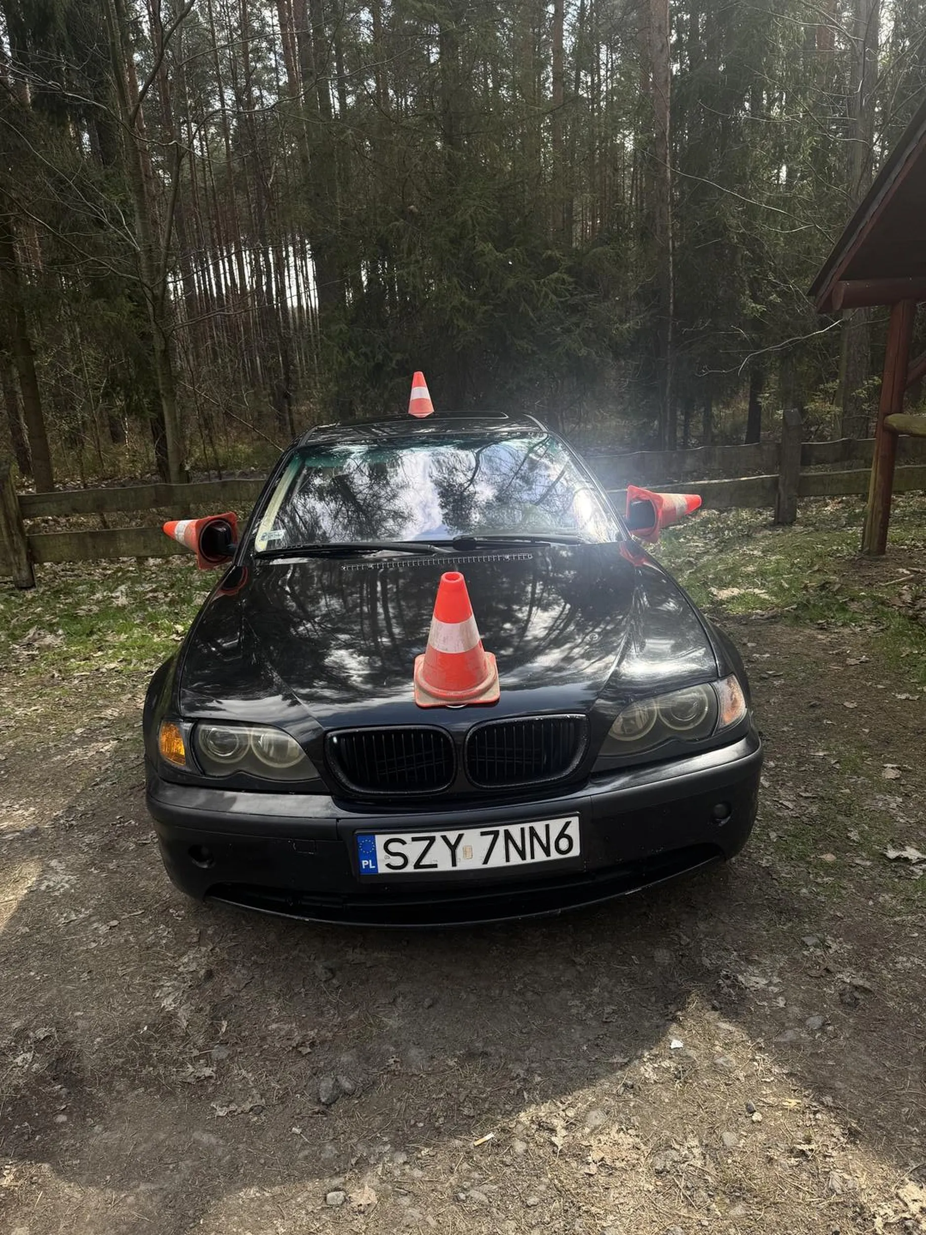 AAAAA EEEEEE OOOOO Rondo bokiem, pogromca krawężników