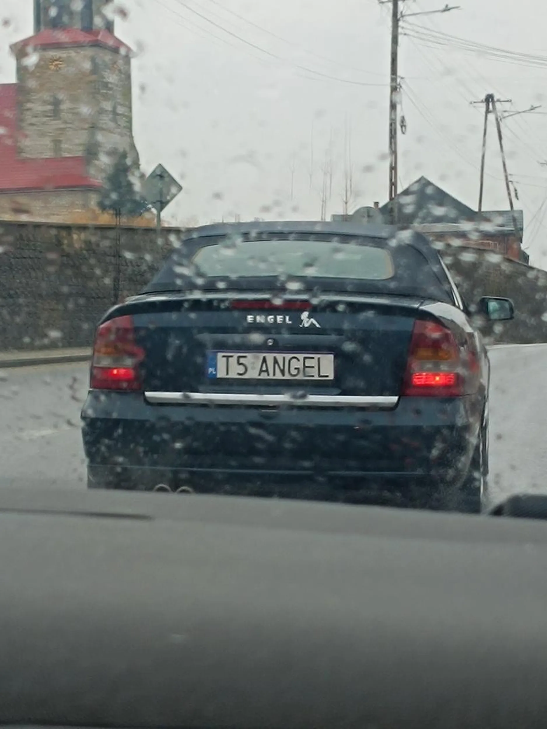 Świetny przyklad uposledzenia, wioooocha