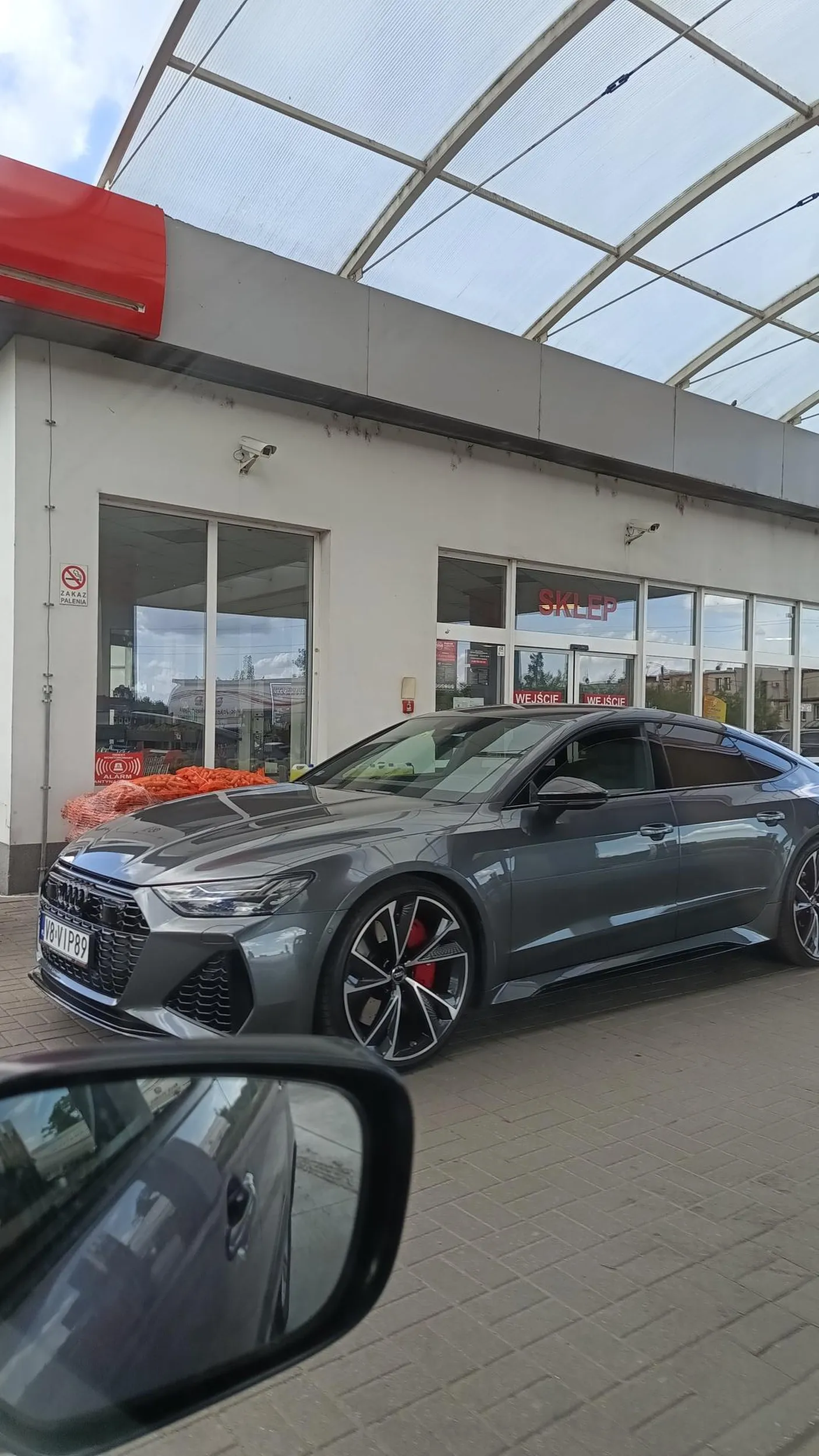 buraku przedsiębiorczy jak stajesz chociaż zostaw swobodny przejazd