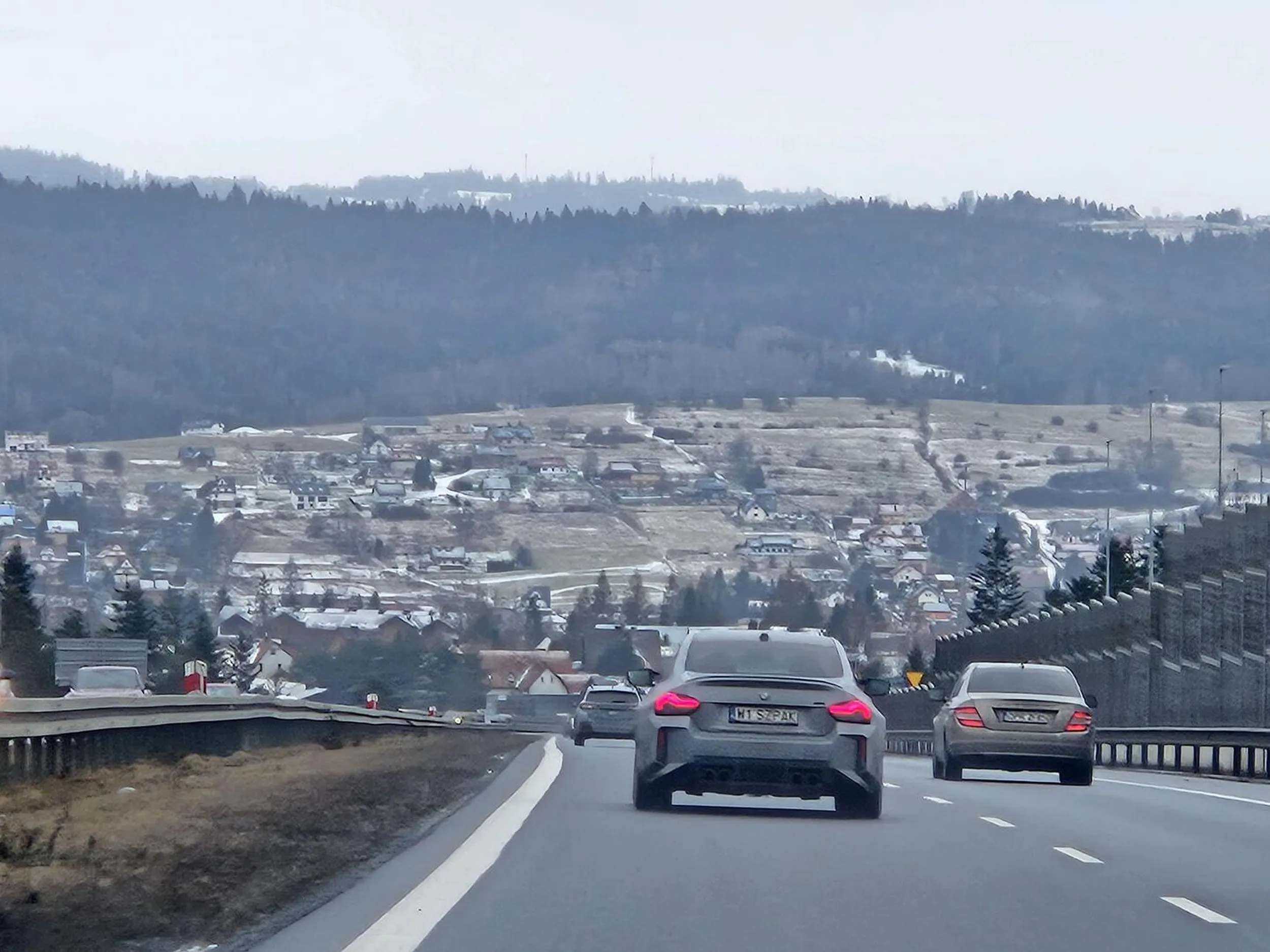 Fajna fura, elegancka kulturalna jazda, fajne łututu w tunelu kierunek Zakopace. Pozdro mordeczko ze Swifta sport