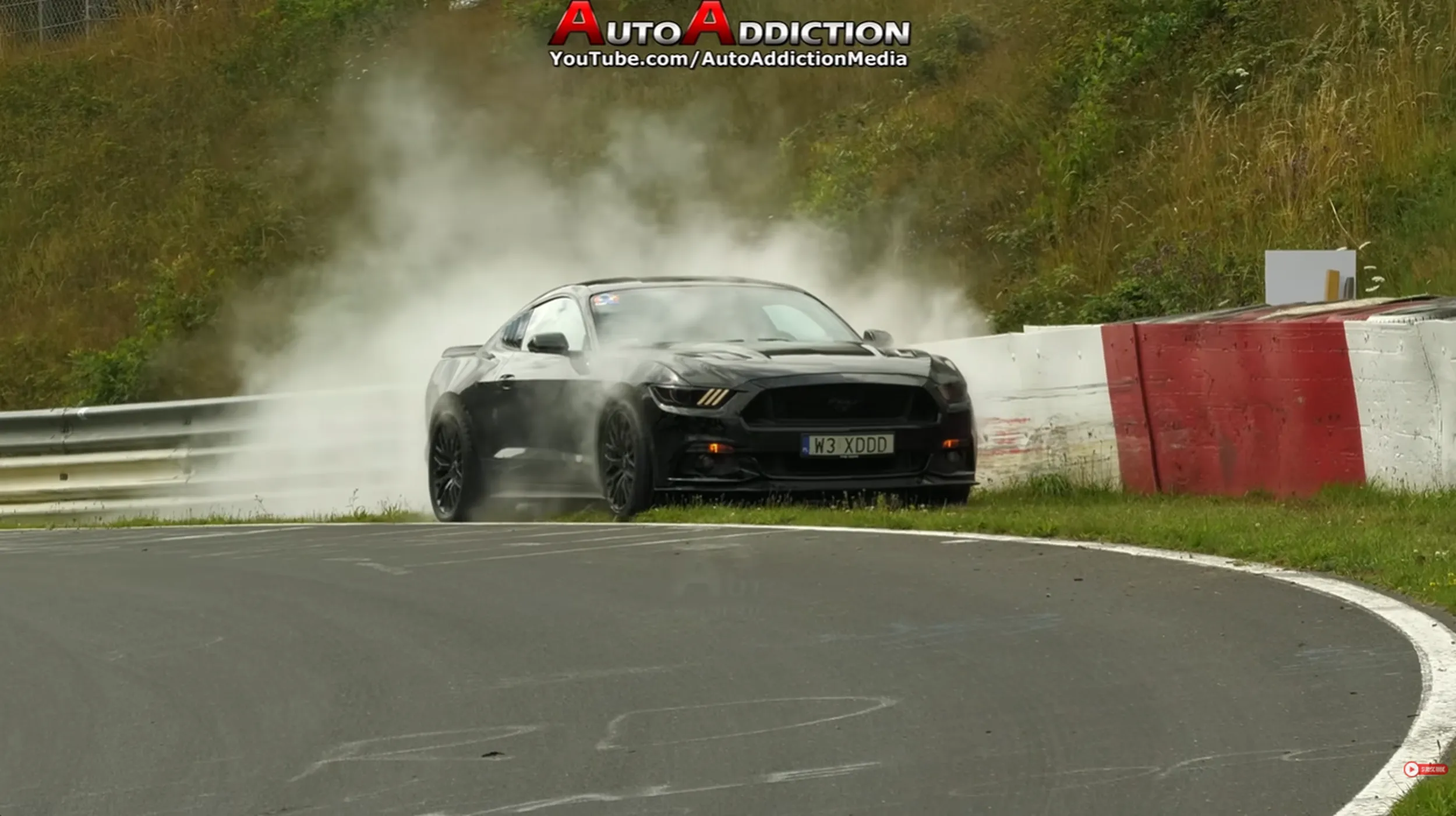 Może się kolega nauczy, że to nie jest dobre auto na tor, tylko do lansu bansu i jazdy na wprost :) Mam nadzieję, że silnik nie wyjdzie więcej niż wartość samochodu.