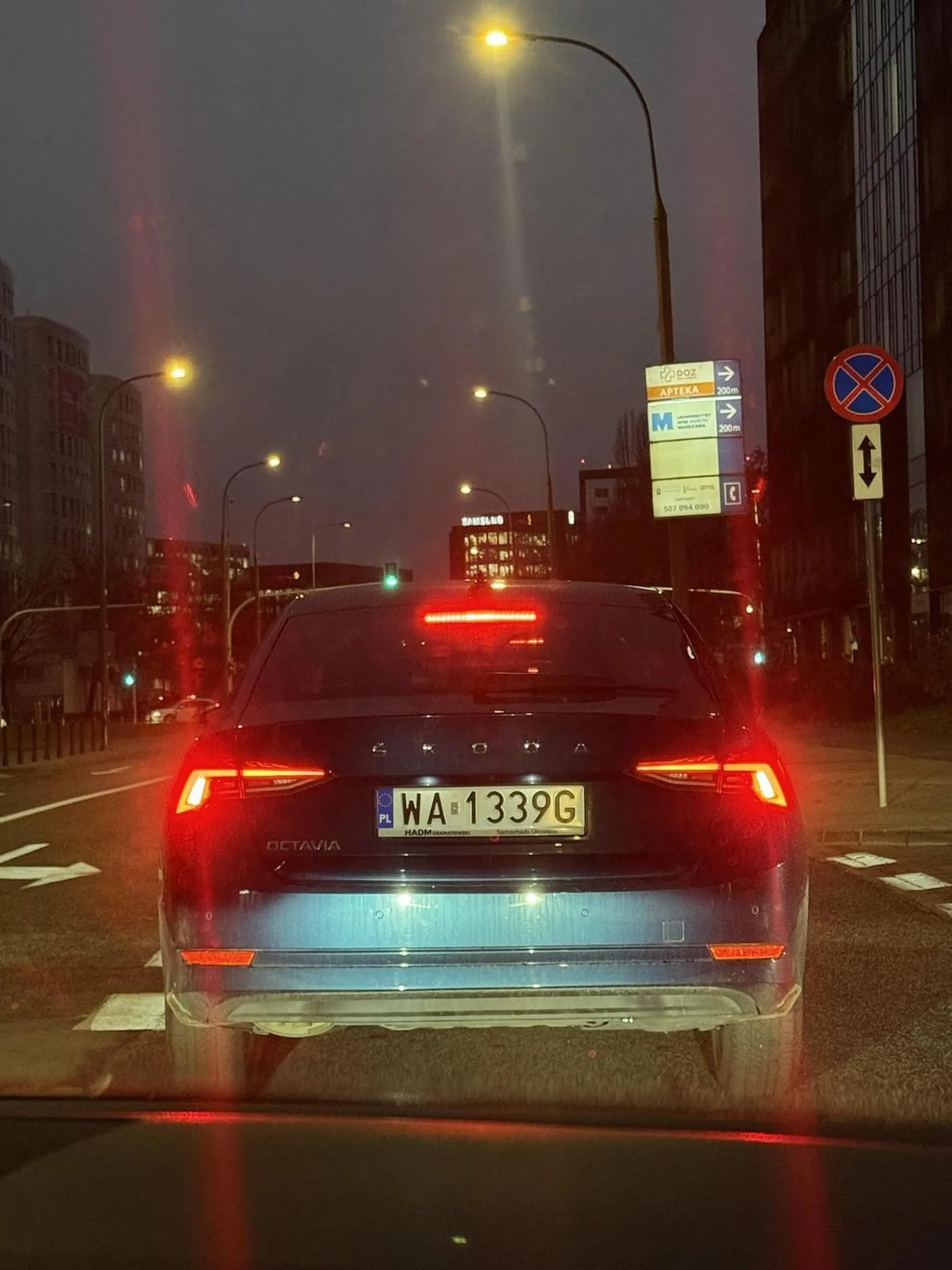 Jeździ jak święta krowa, nie przepisowo a później nie wpuszcza innych