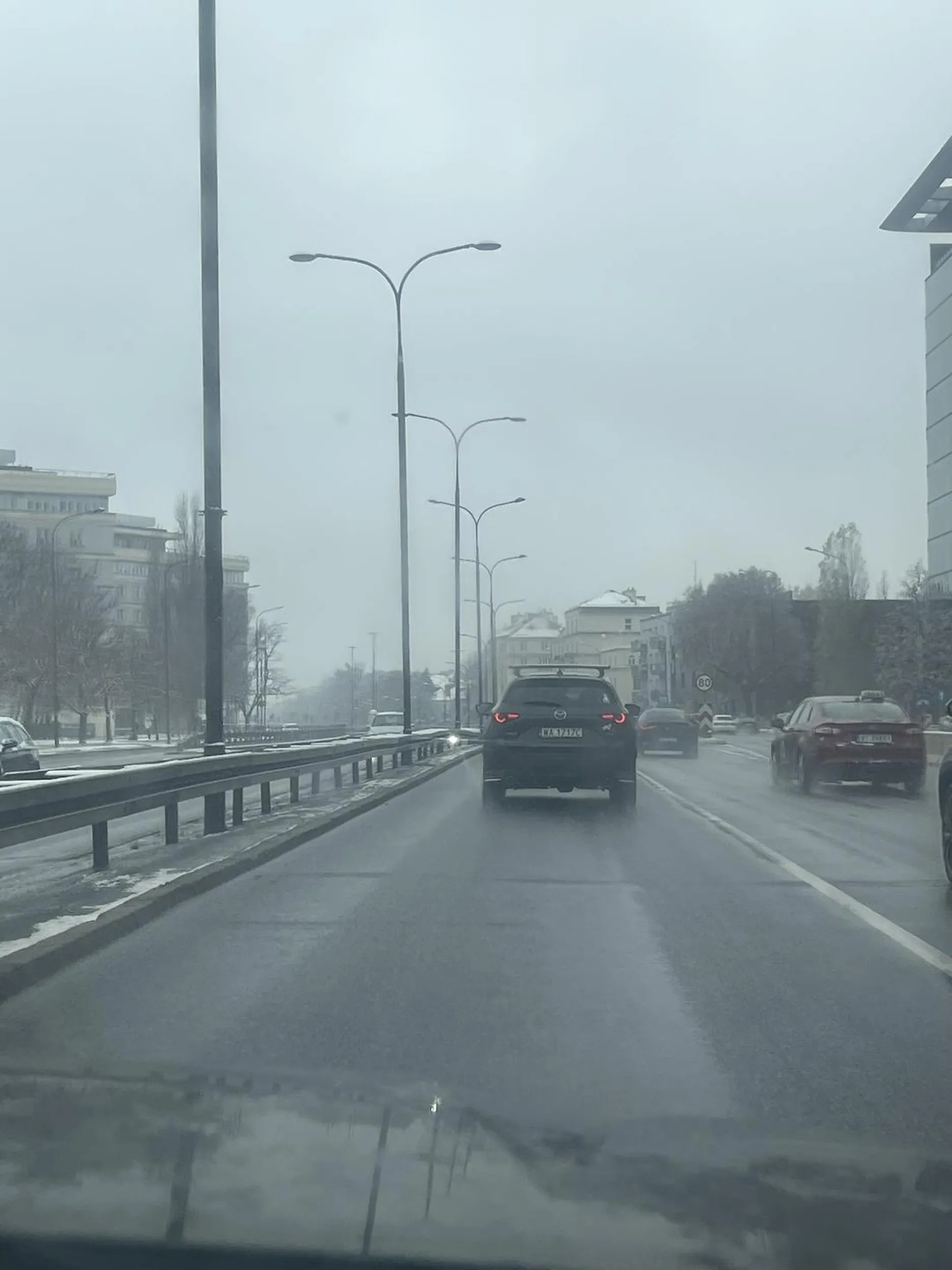 badania na niepełnosprawność zalecam, w taką pogode cymbał droge zajezdza i na zyletke cisnie przed auta