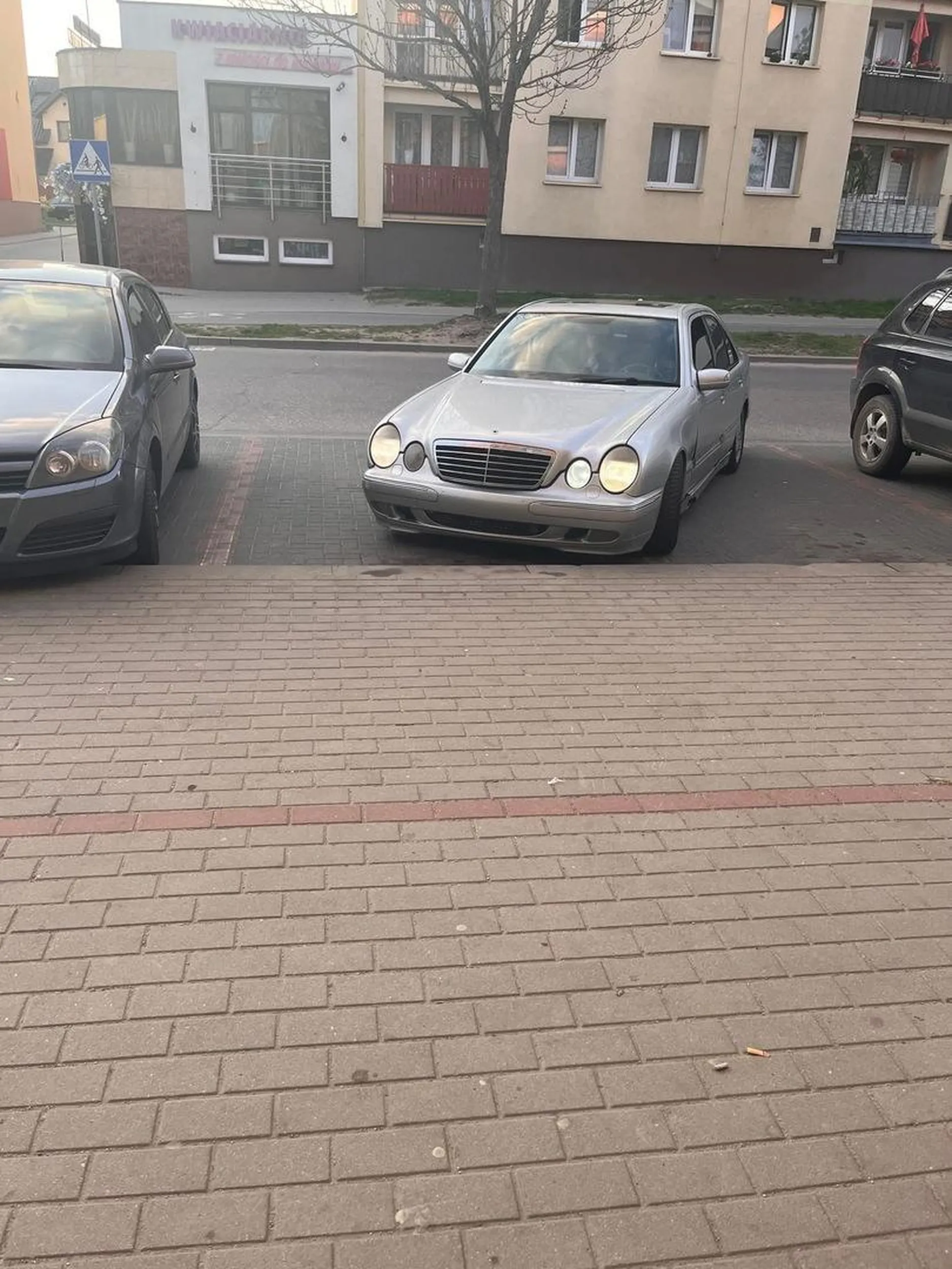 Naucz się parkować leniuszku