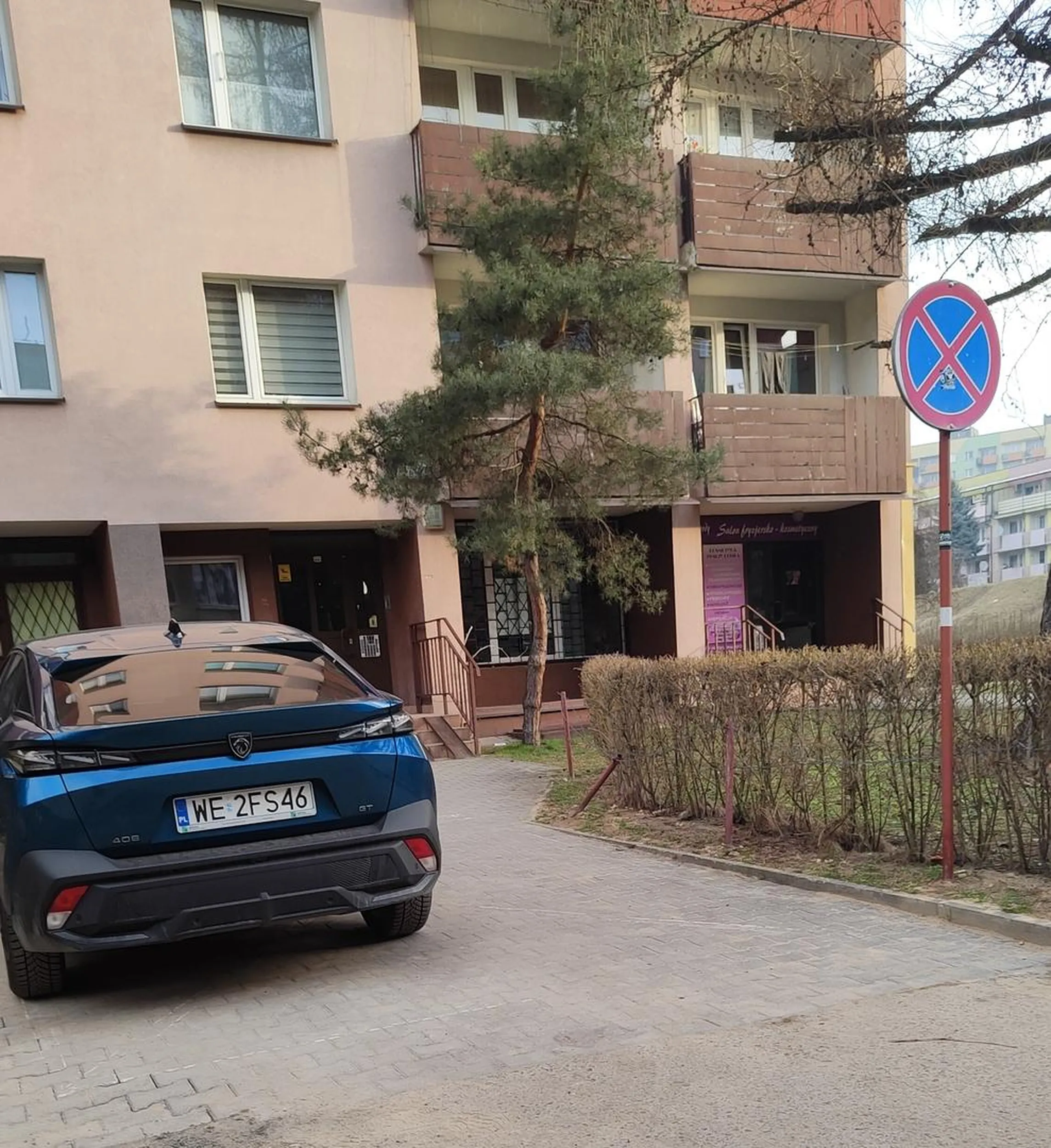 Wypisz sobie według taryfikatora 300 zł za każdy dzień! Opolski Urząd Skarbowy - wpłać grzywnę. Jest to instytucja, gdzie płaci się mandaty.