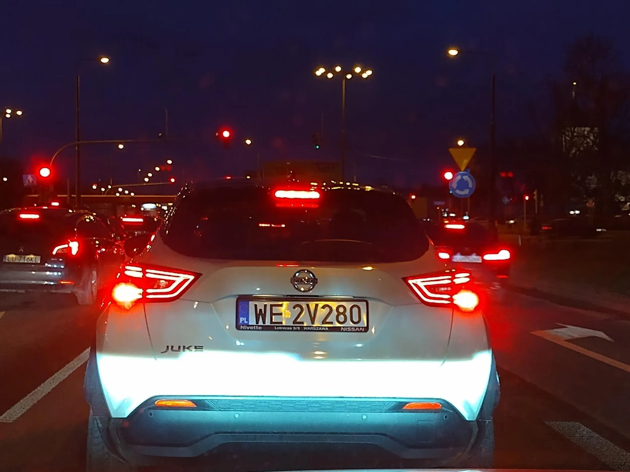 Wpierdzielić się bez kierunku wymuszając pierwszeństwo to potrafią! Ale już przeprosić to cham nie potrafi!!!!