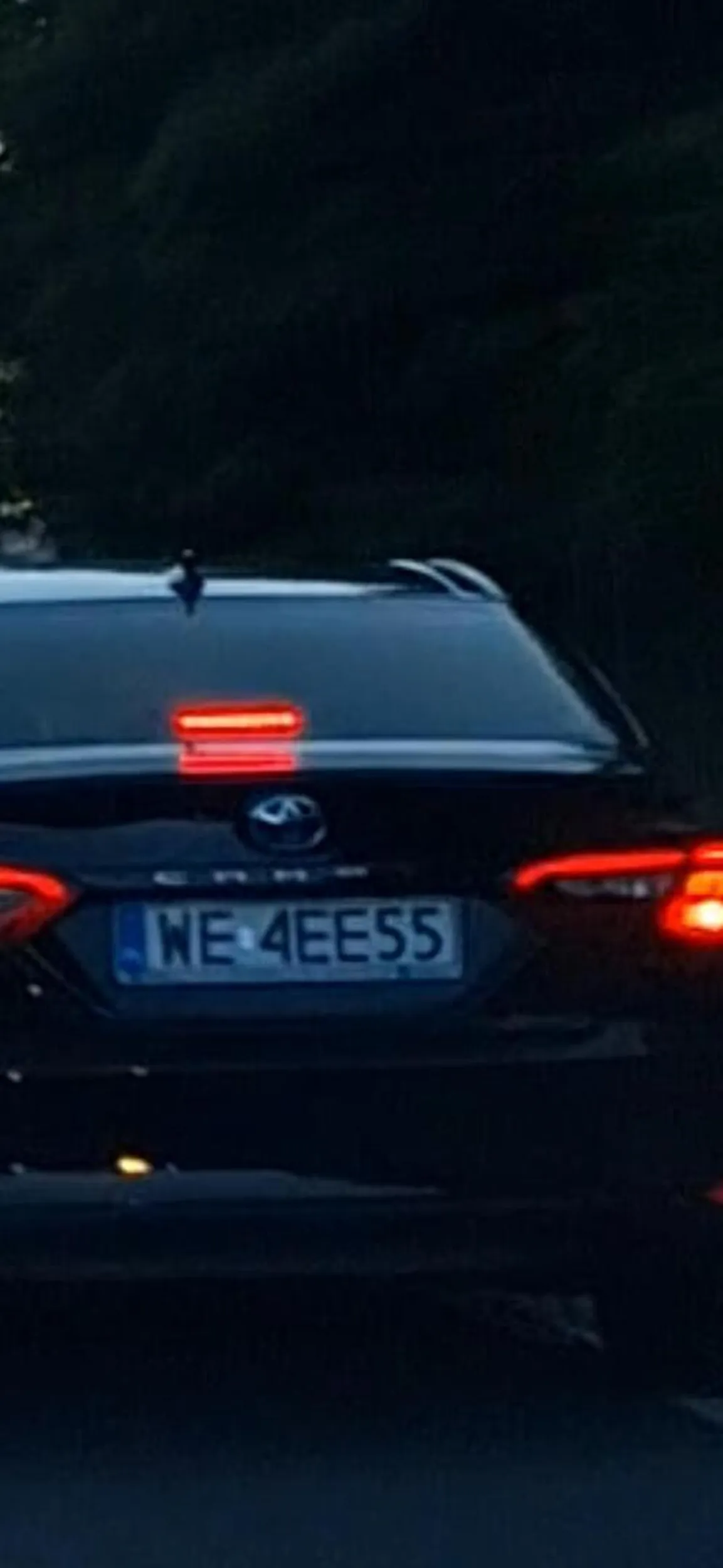 Idiita na obwodnicy trójmiasto pusty lewy pas a ten hamuje blokuje cały pas inne auta