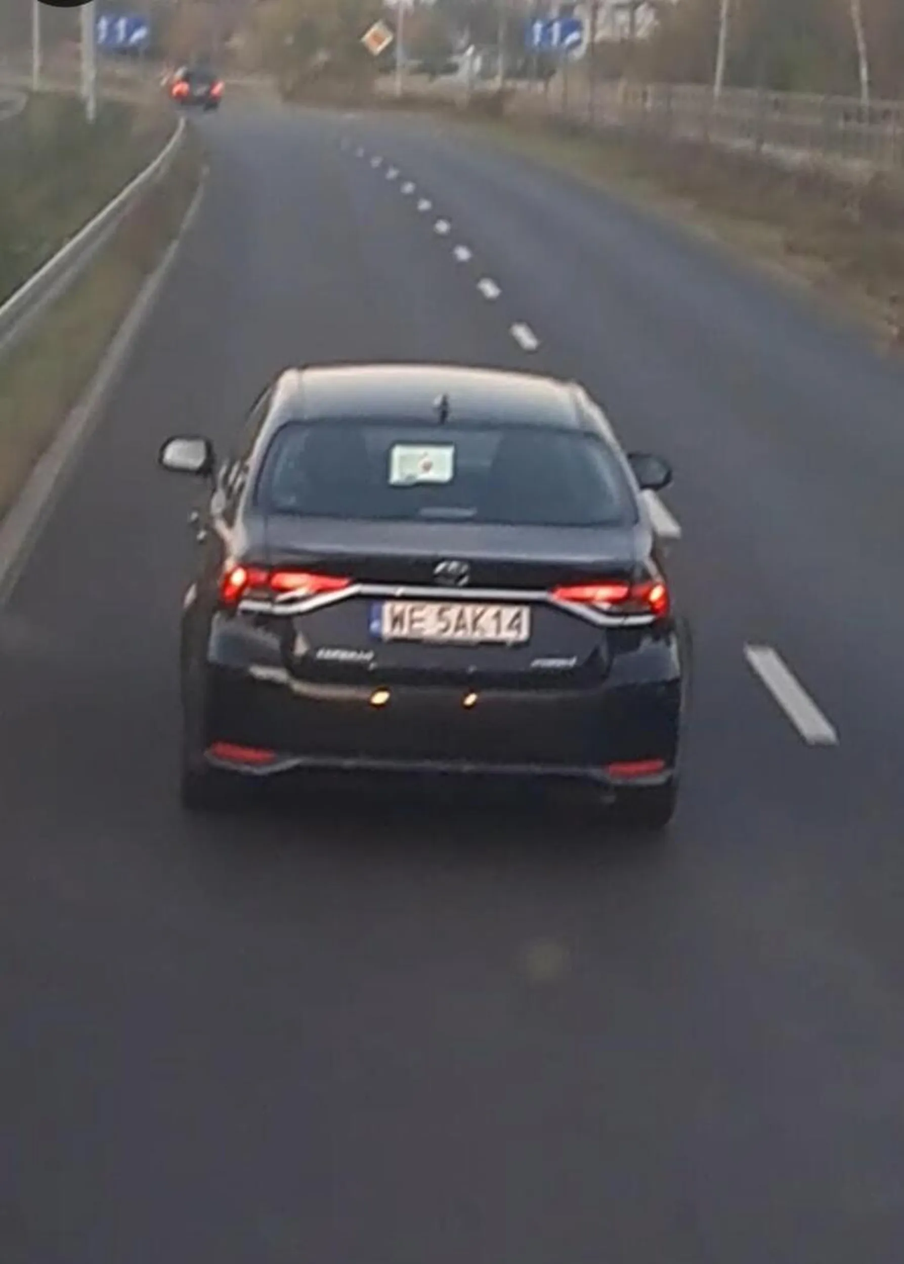 Najpierw muli jedzie jak cipek 40 a późnej żal w duoe ściska przy wyprzedzaniu przyspiesza