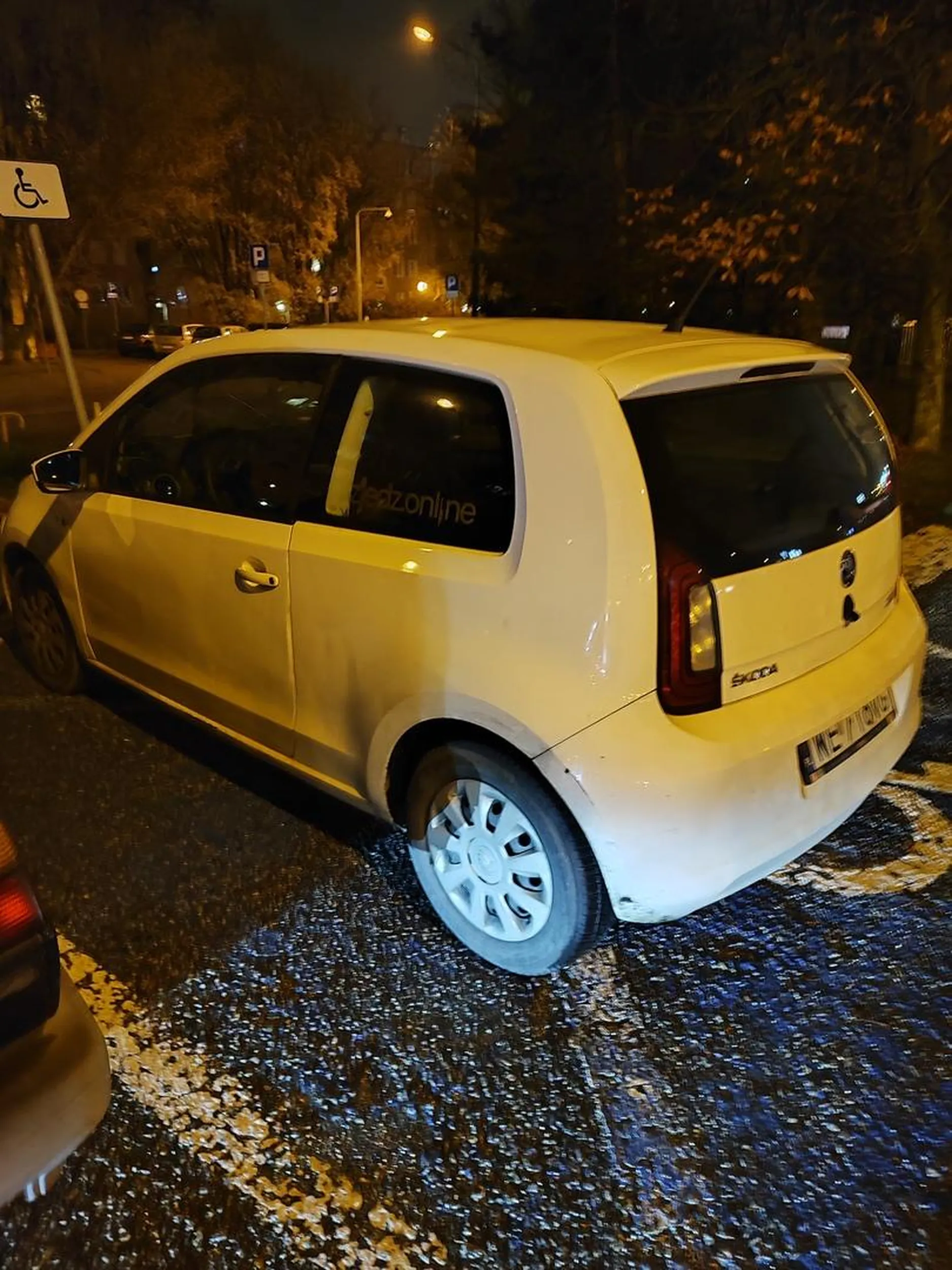 Nagminnie parkuje na kopertach przeznaczonych dla osób niepełnosprawnych