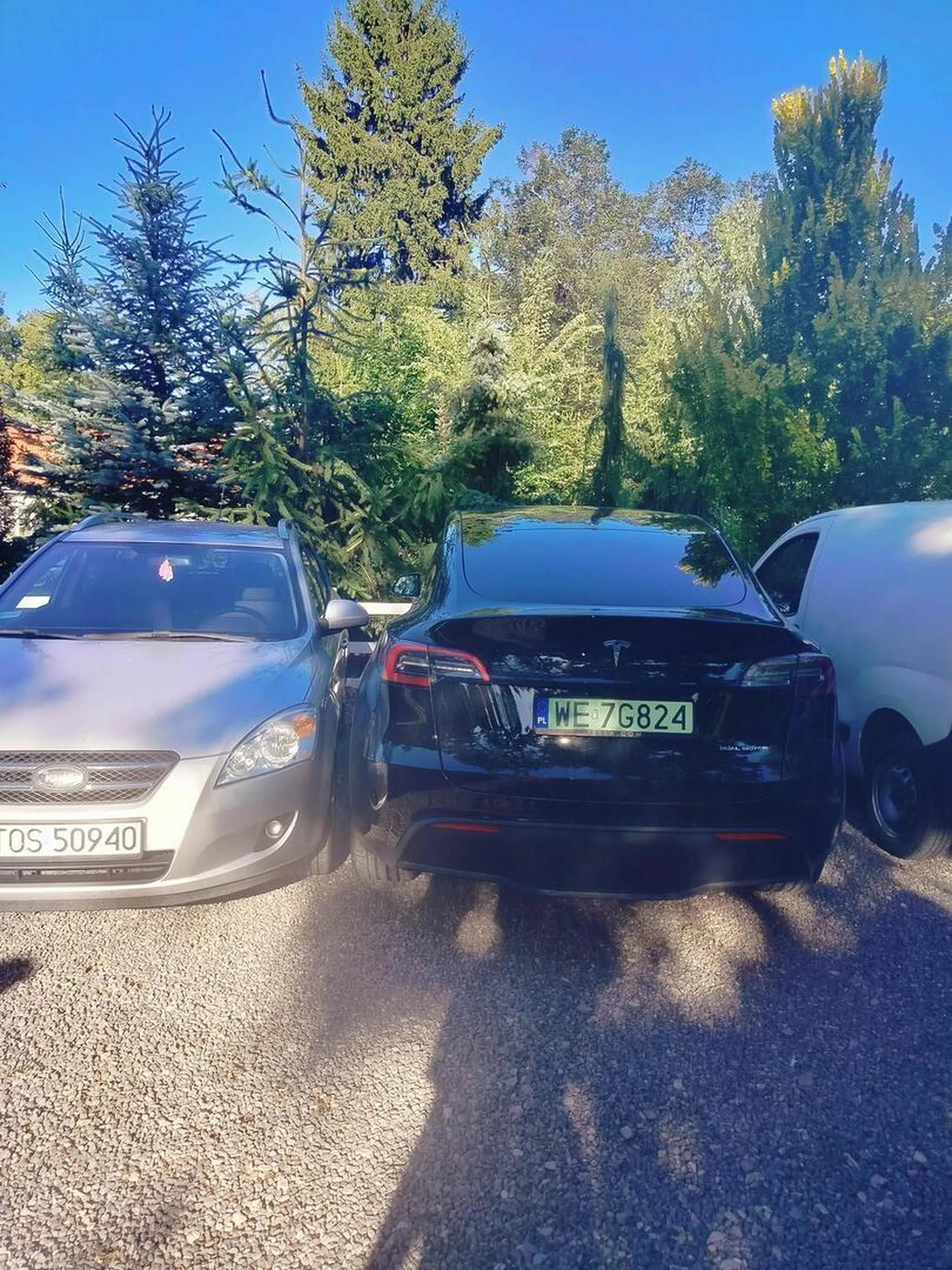 Naucz się parkować Mordko bo nie ma jak do auta wsiąść