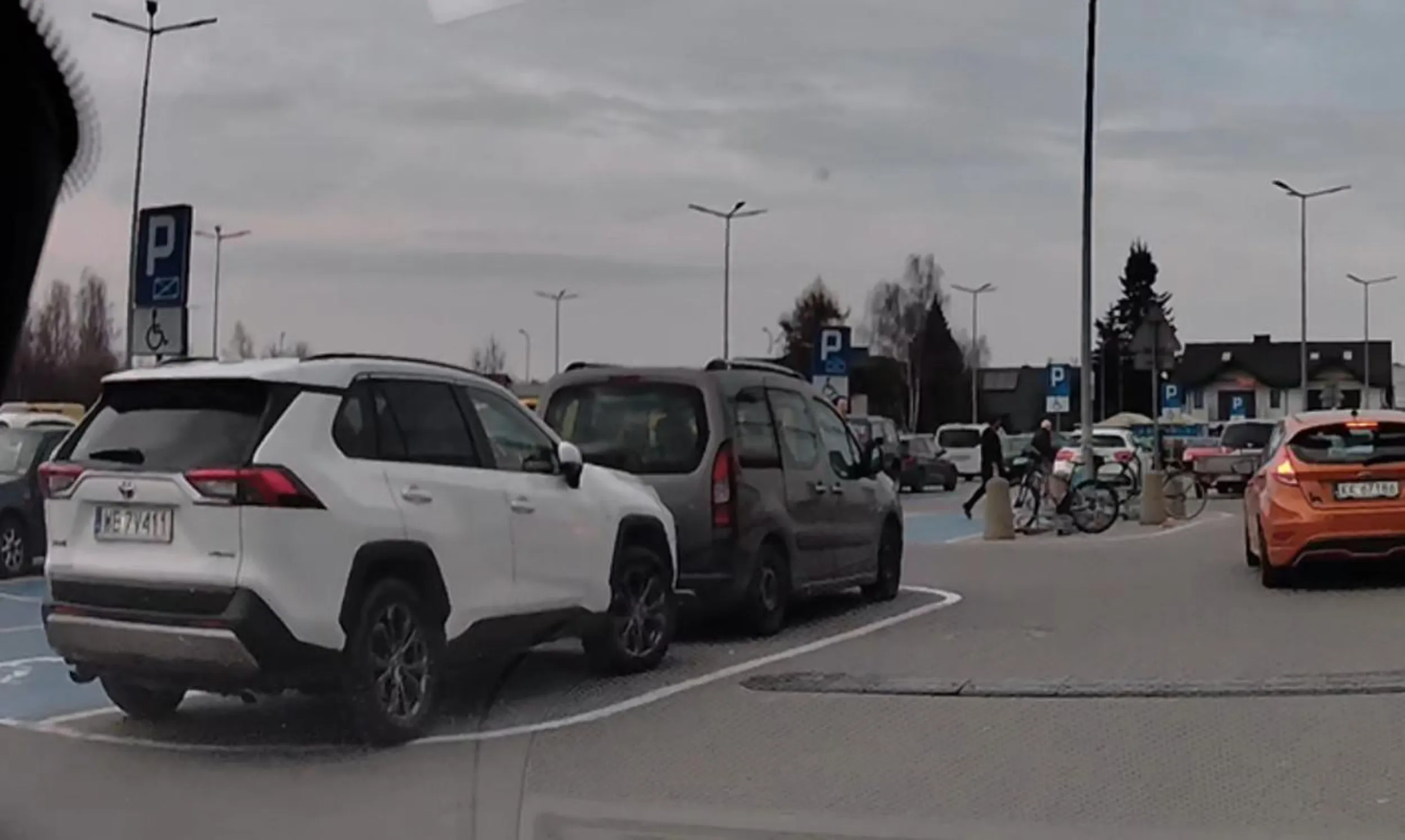 to nie jest miejsce parkingowe, głąbie
