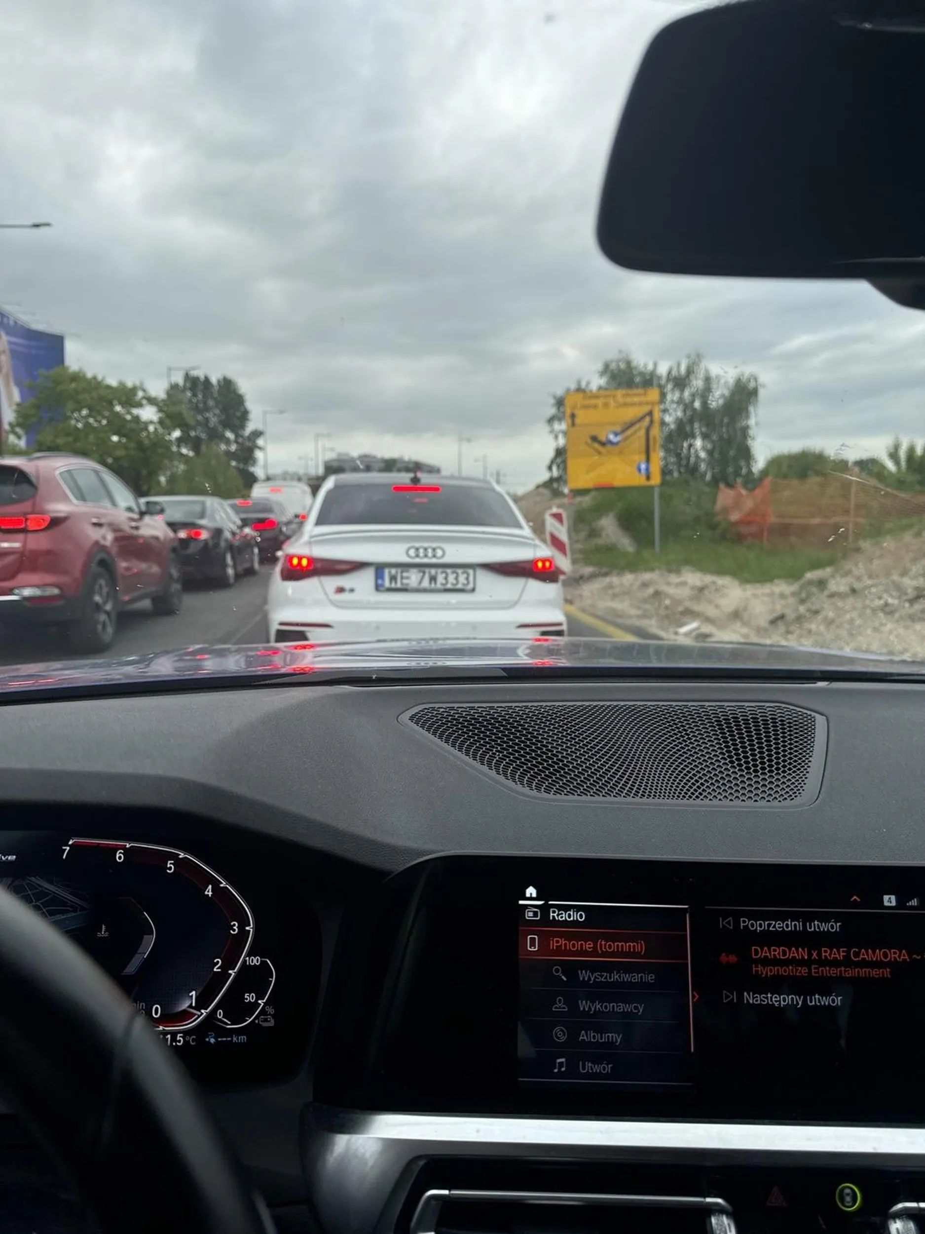 stwarza zagrożenie film wysłany na policje