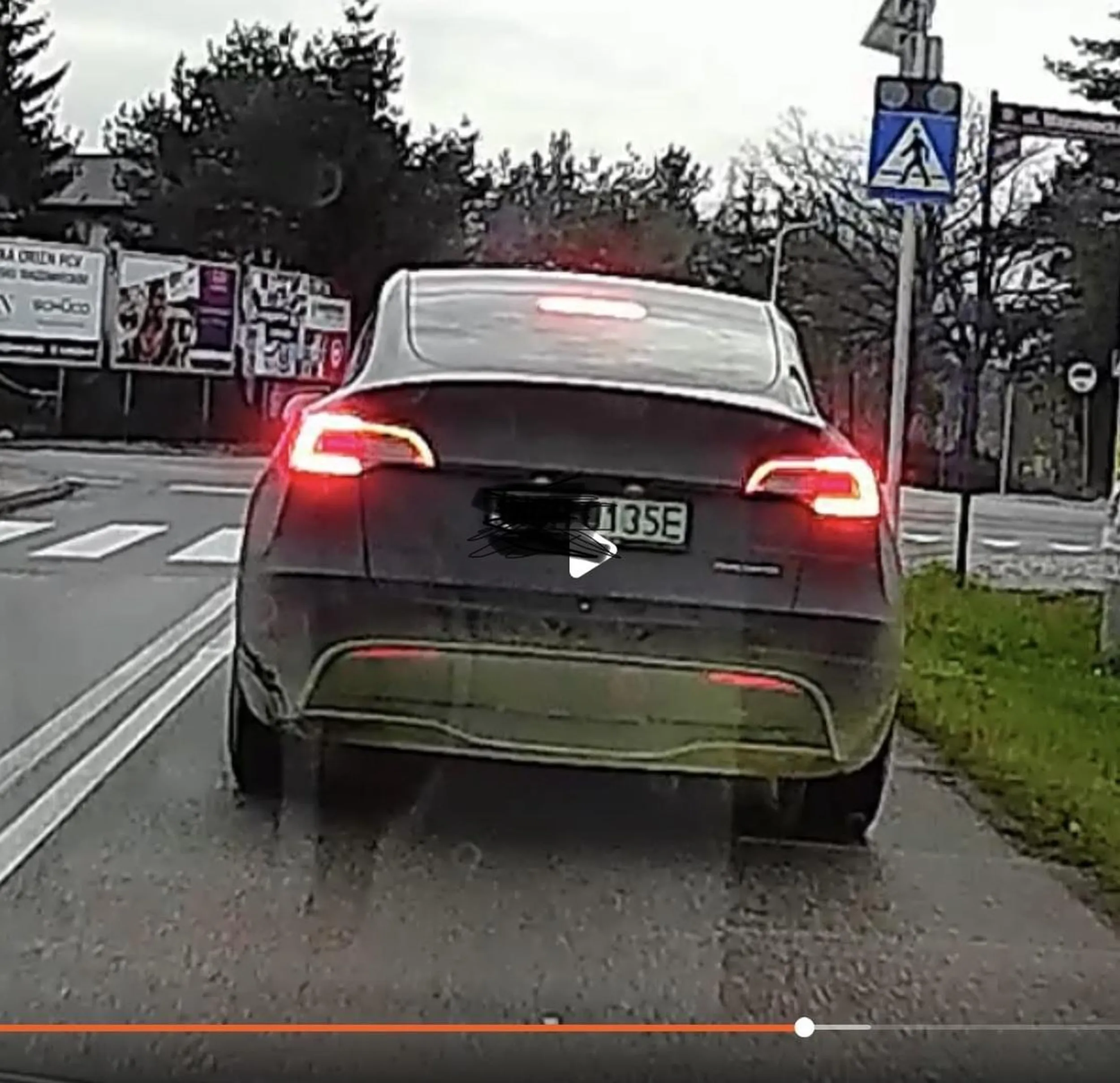 Burak nie daje się wyprzedzić - kmiot!