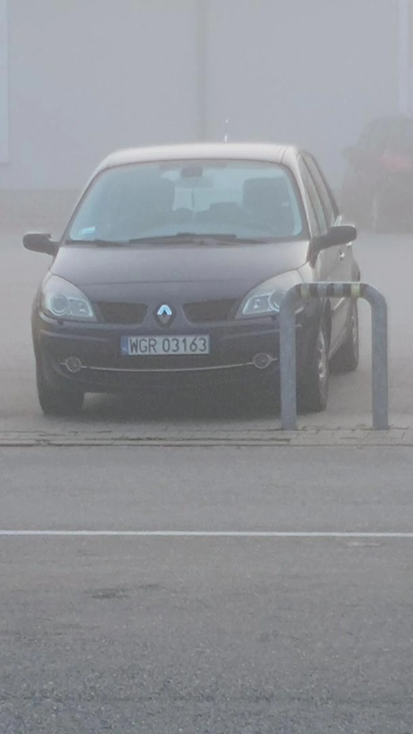 Pani ładna ale nie kierować