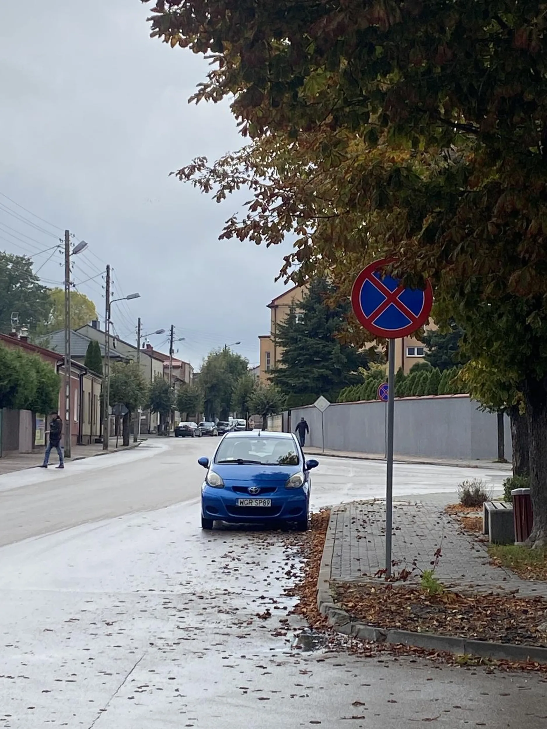 Znak nie z jego strony to nie zauważył ?