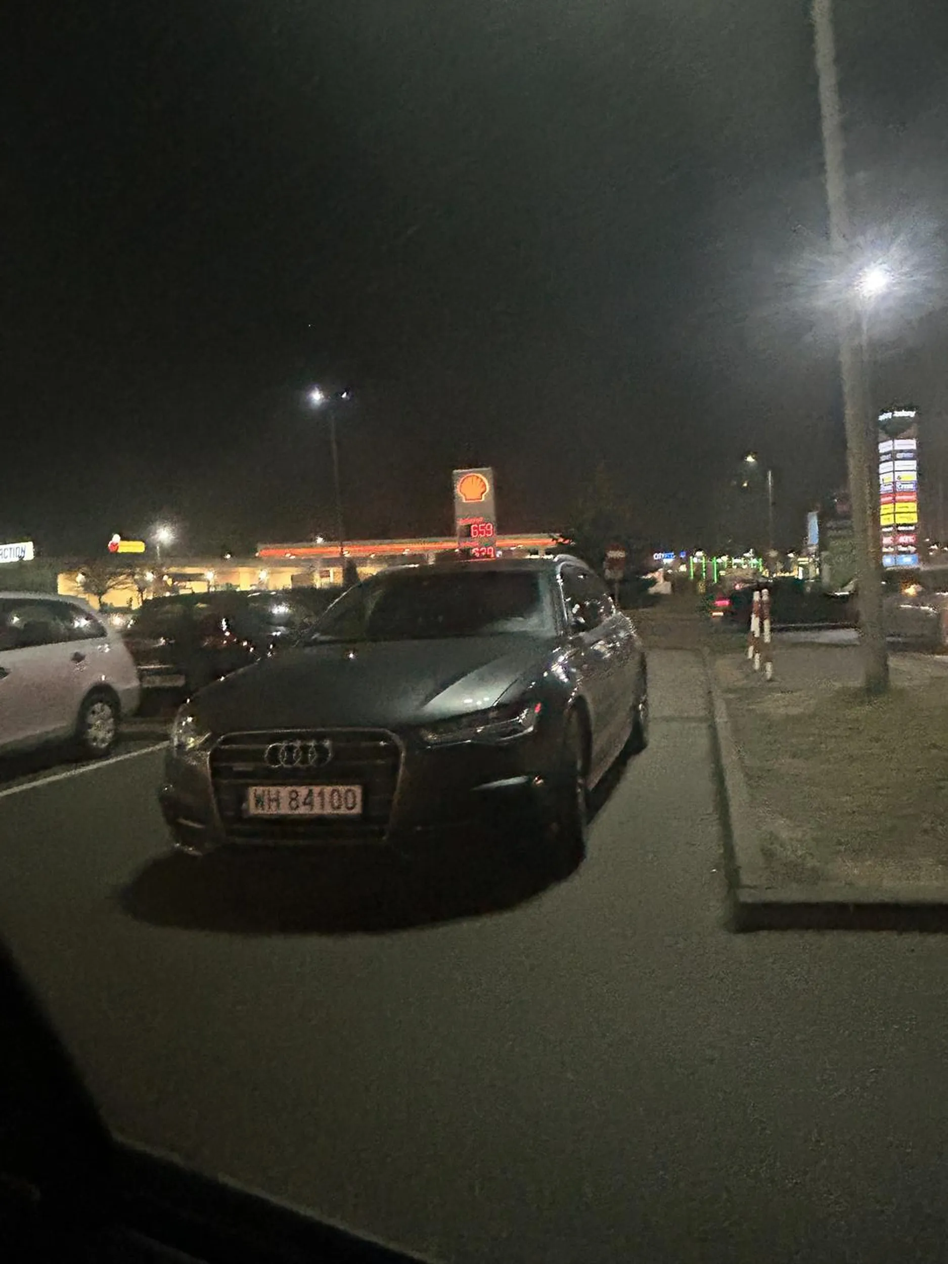 Parkowanie na wyjezdzie i na wjezdzie