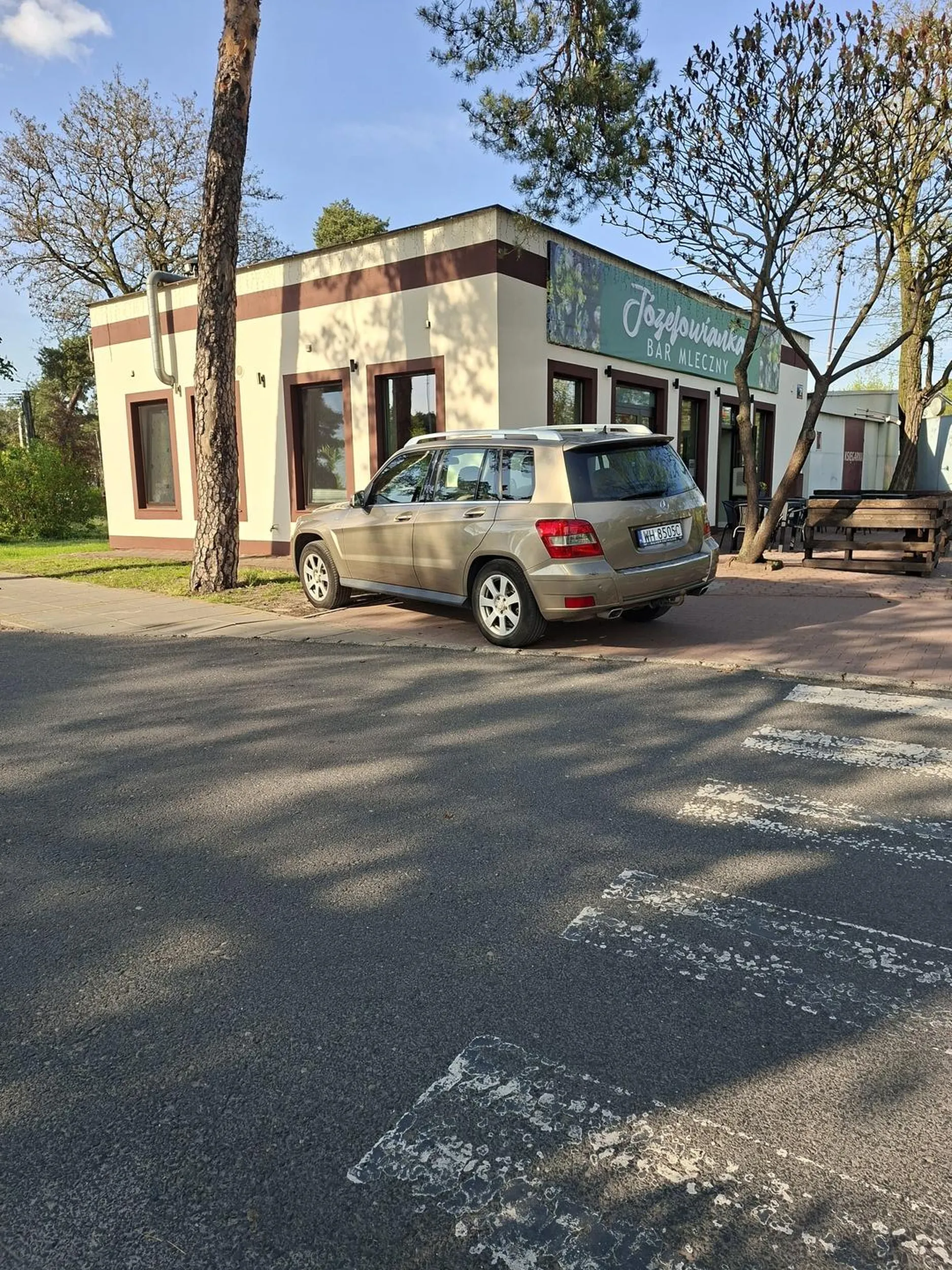 Parkuuje jak **** i to nie raz