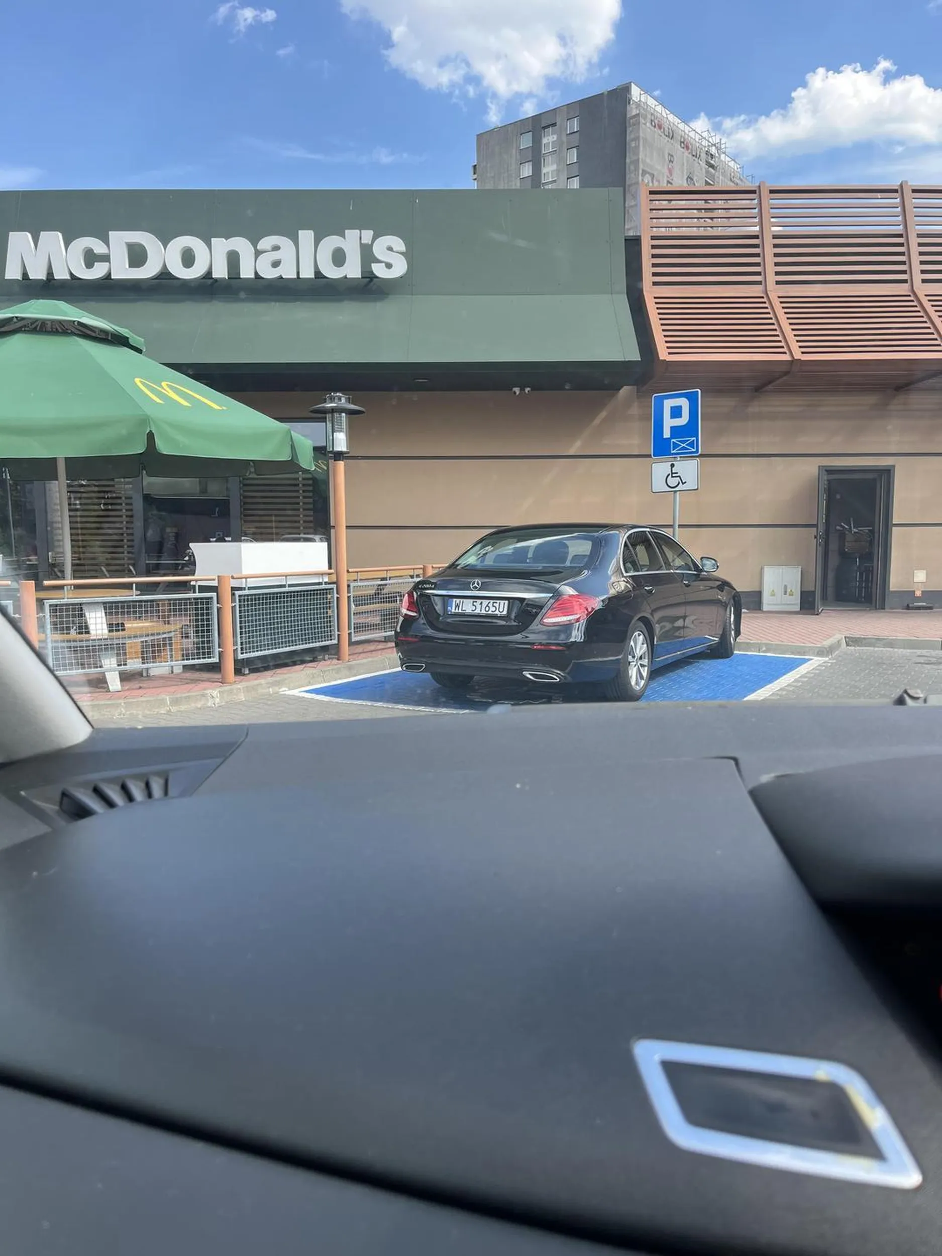 Kolejne kalectwo ale umysłowe. Karty inwalidy brak