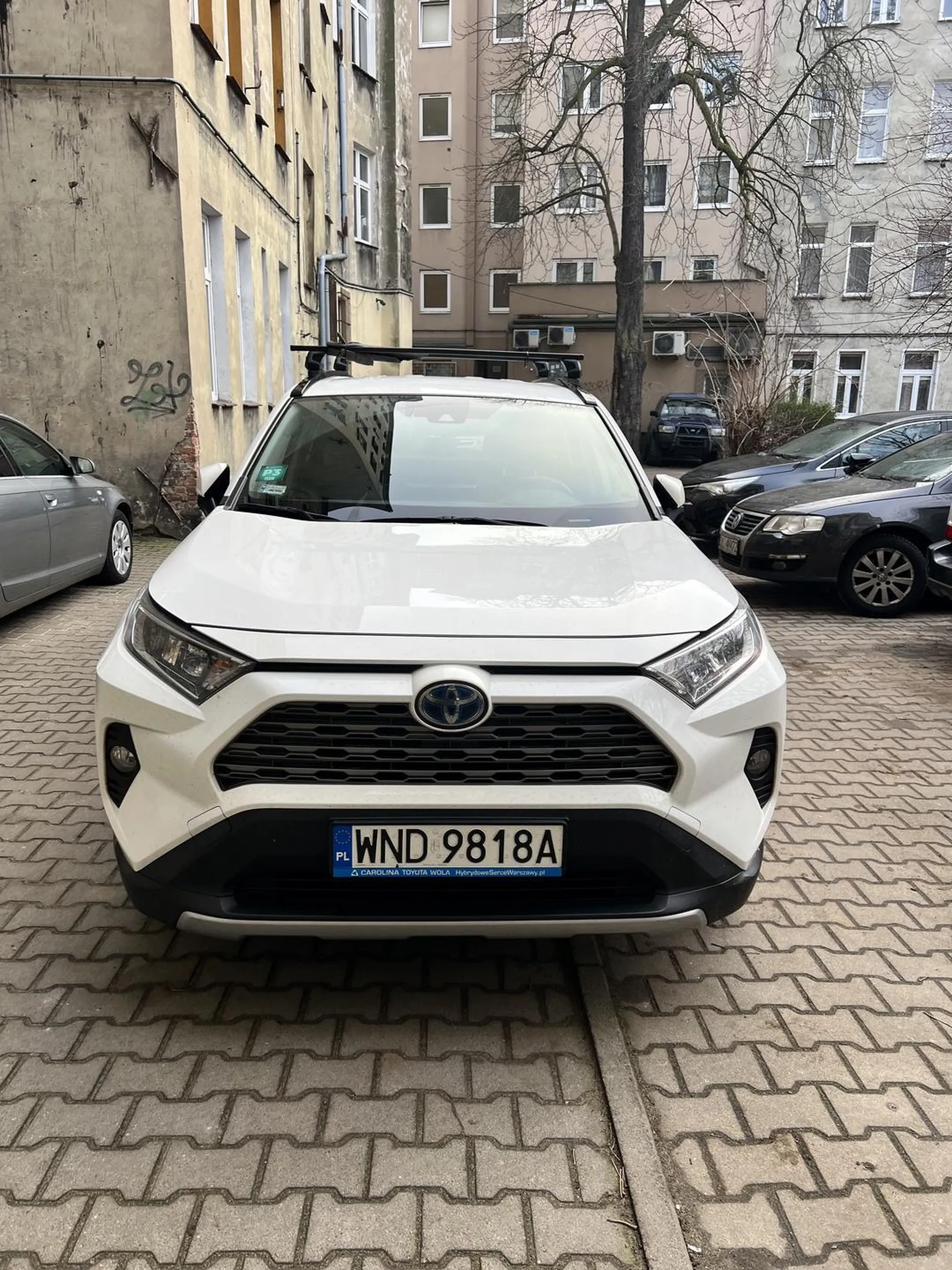 Niemożliwość wyjazdu samochodem, bo kierowca stwierdził, że zablokuje drogę