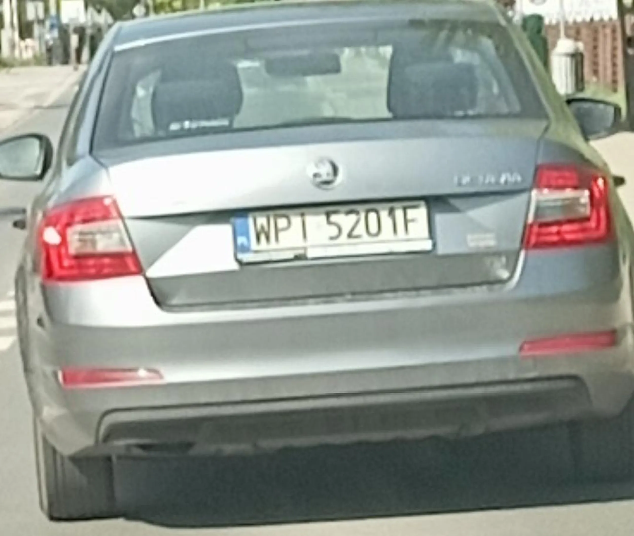 "Szeryf" 30 na 50siatce i 20 przy każdym skrzyżowaniu czy pasach. Ja rozumiem ostrożność ale dla mnie to tamowanie ruchu.