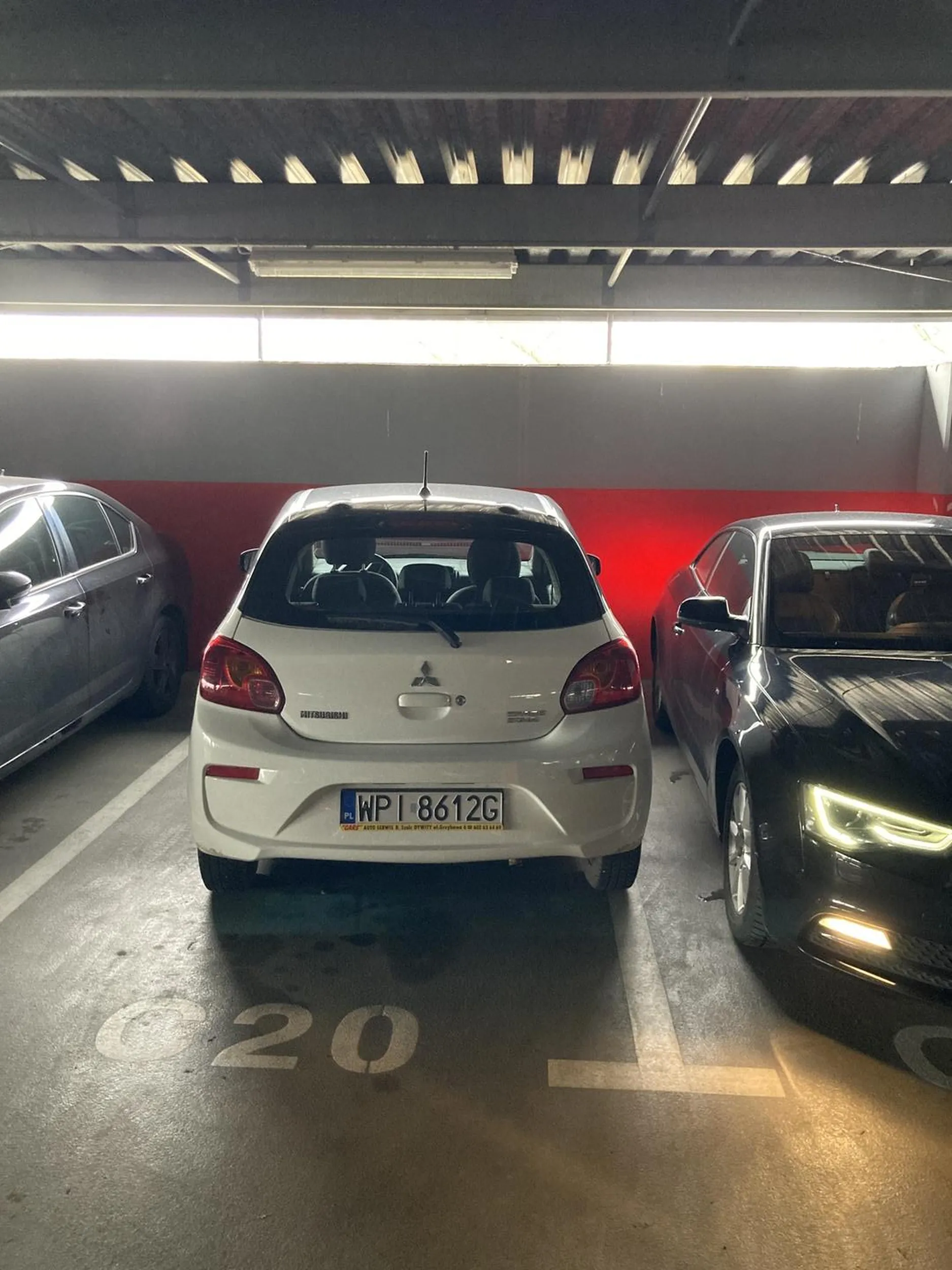 szkoda ze w poprzek nie wjechal