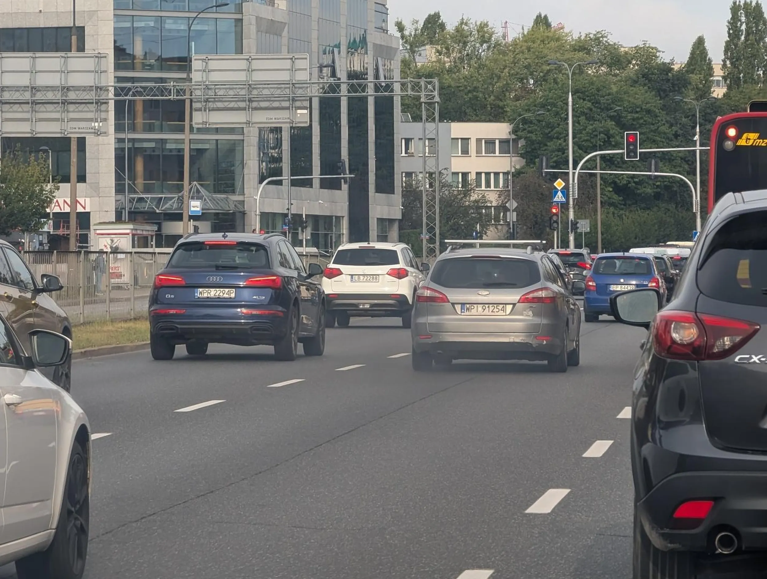 Chyba dawno nie przechodził badania generowanych spalin.