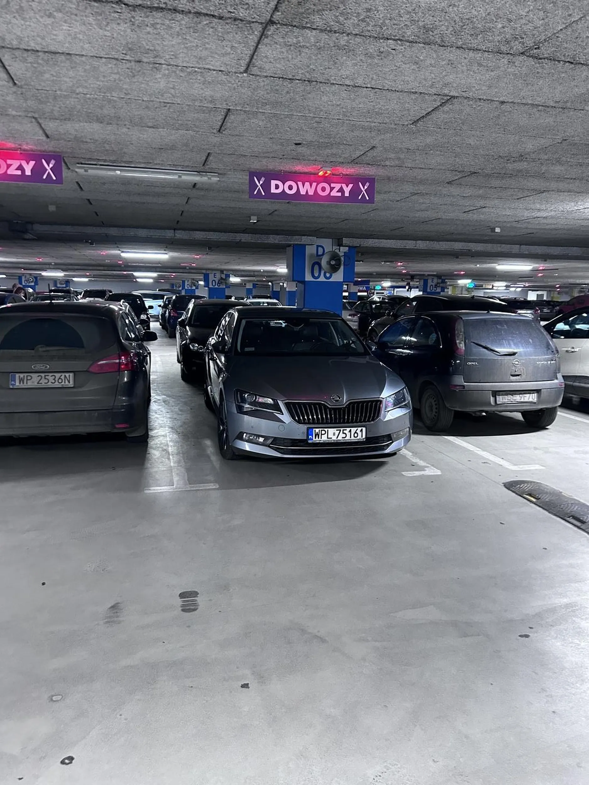 Nowym autem na dostawy tak zajmować miejsca kurierom, jako kurier serdecznie nie pozdrawiam