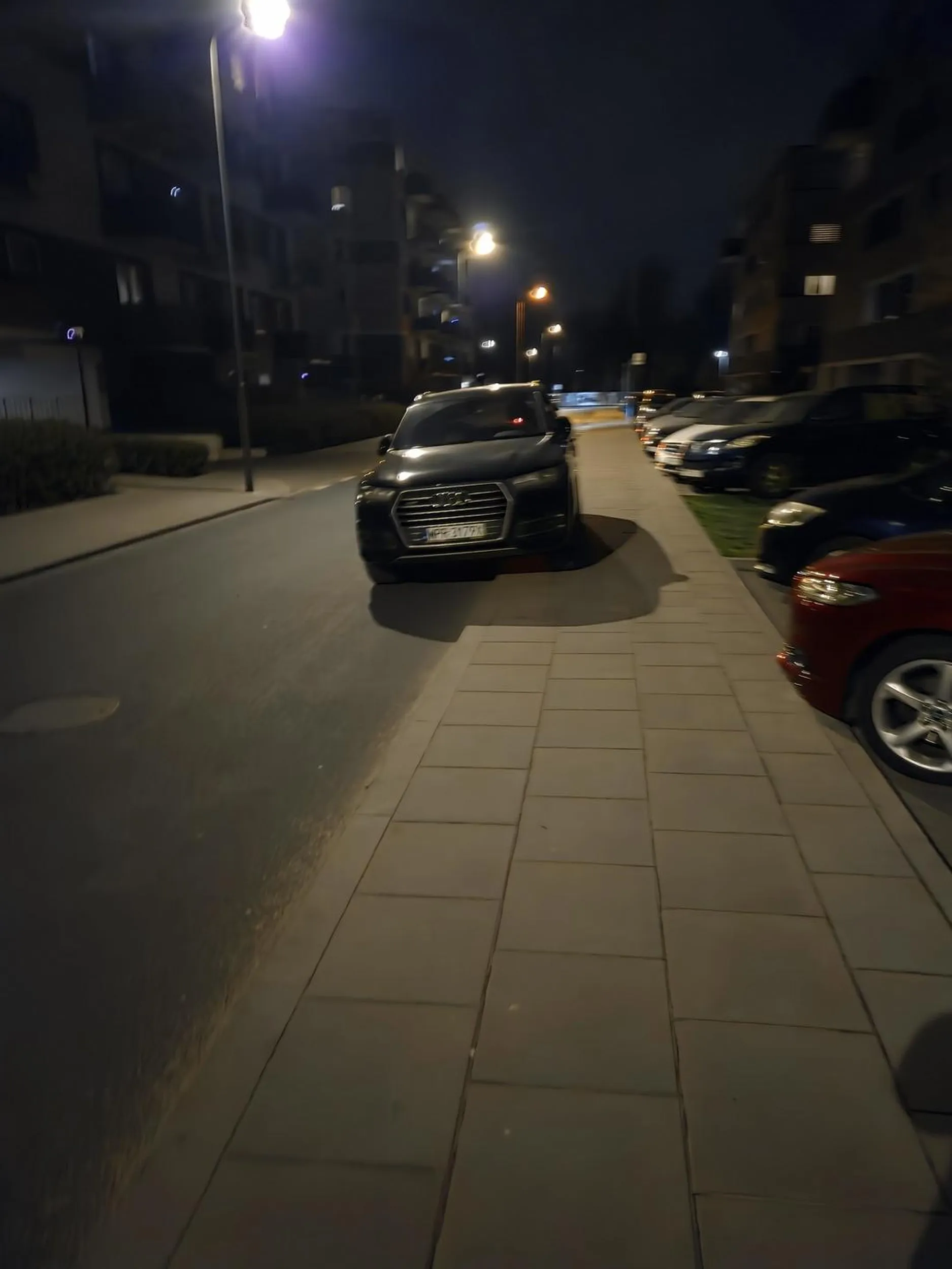 Pod prąd znaki nie obowiązują?