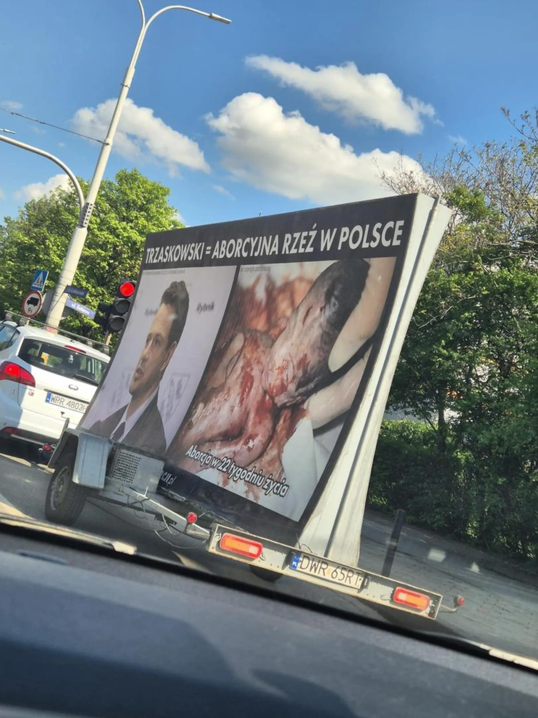 Kolega widzę hobbysta robienia traumy dziecom i siania propagandy. Tak trzymaj, mam nadzieję że nikogo z twoich bliskich nie spotka taka trauma