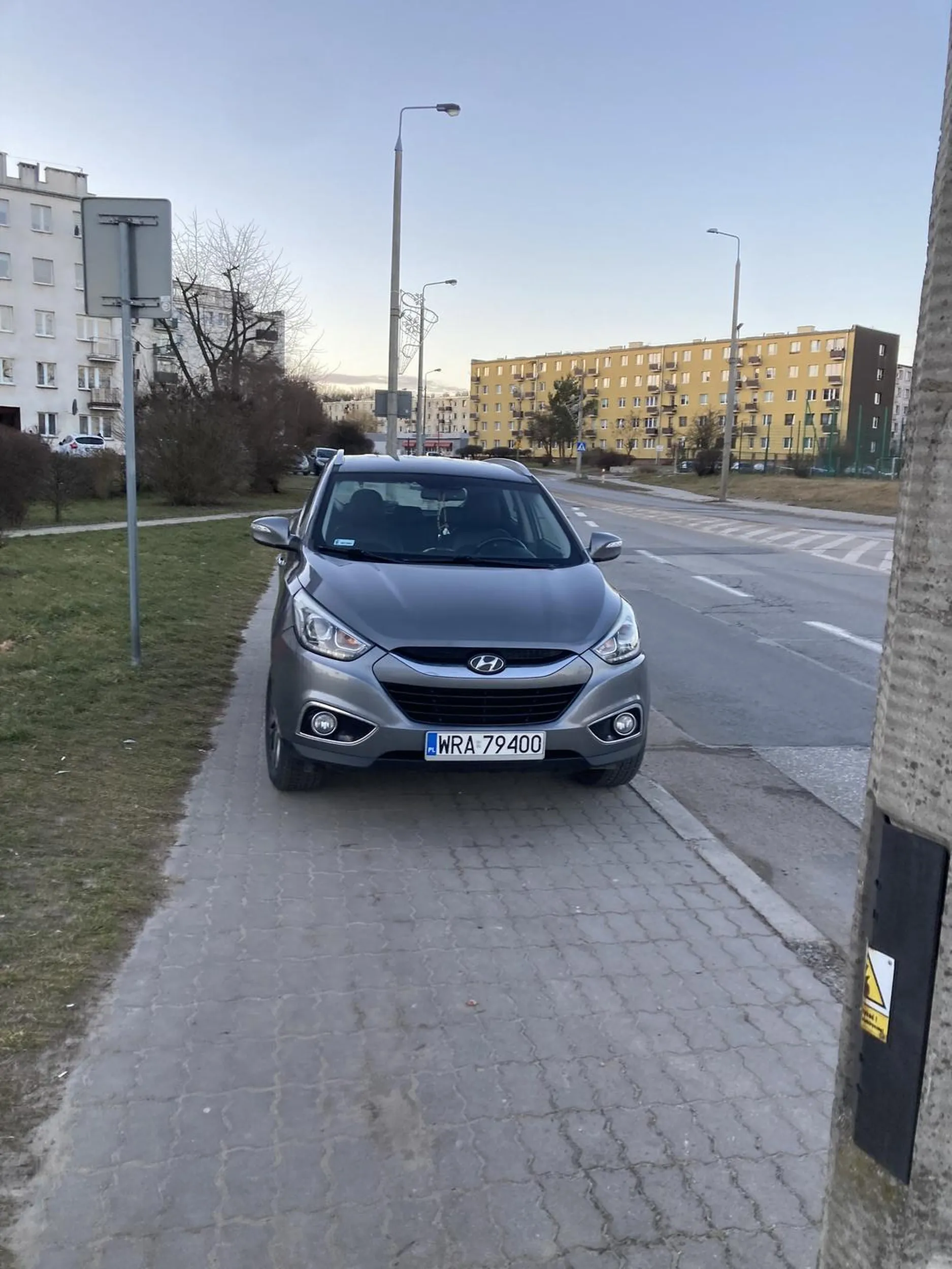 A gdzie 1,5m chodnika dla pieszych?