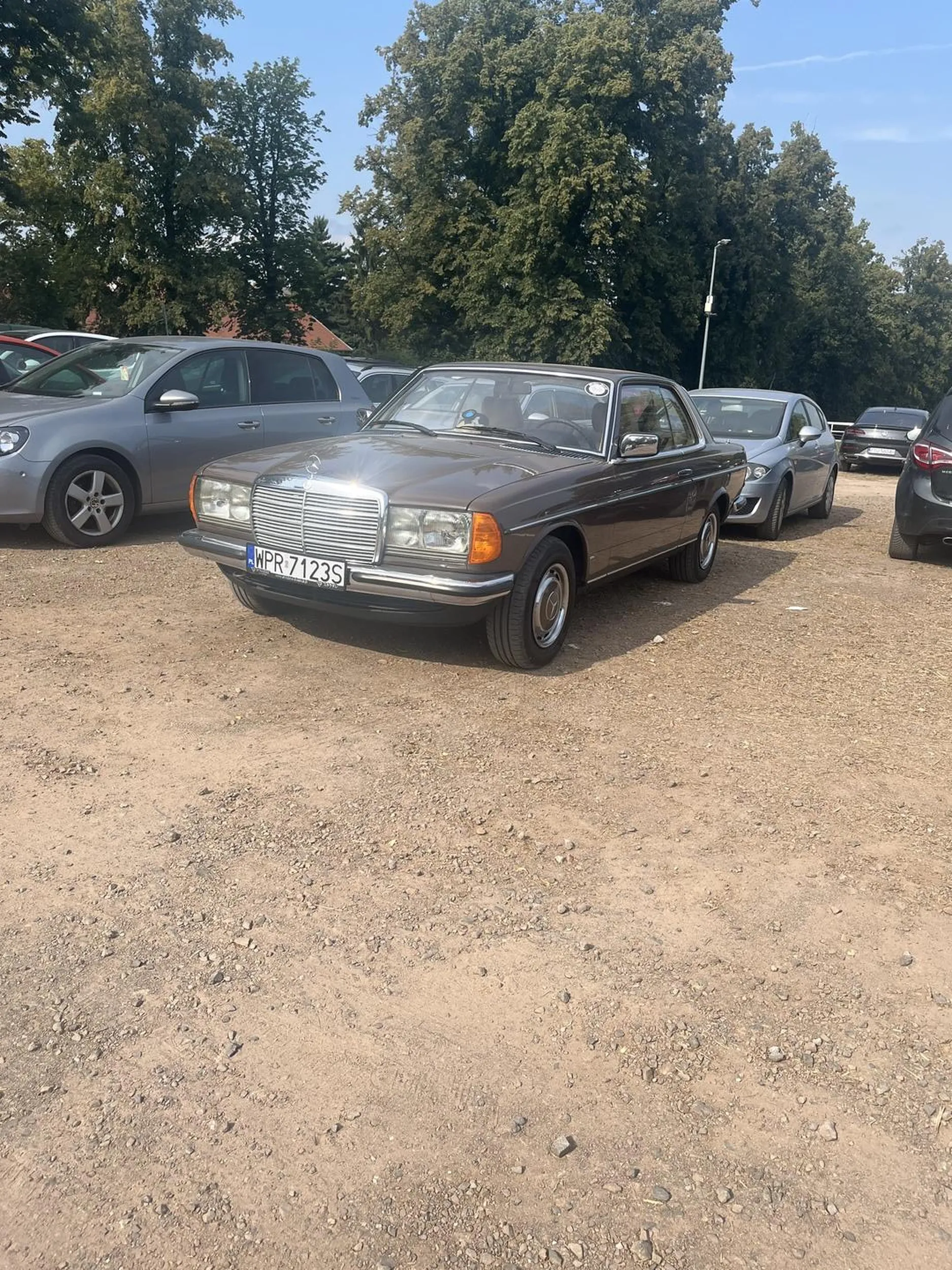 Bardzo ładny Mercedes