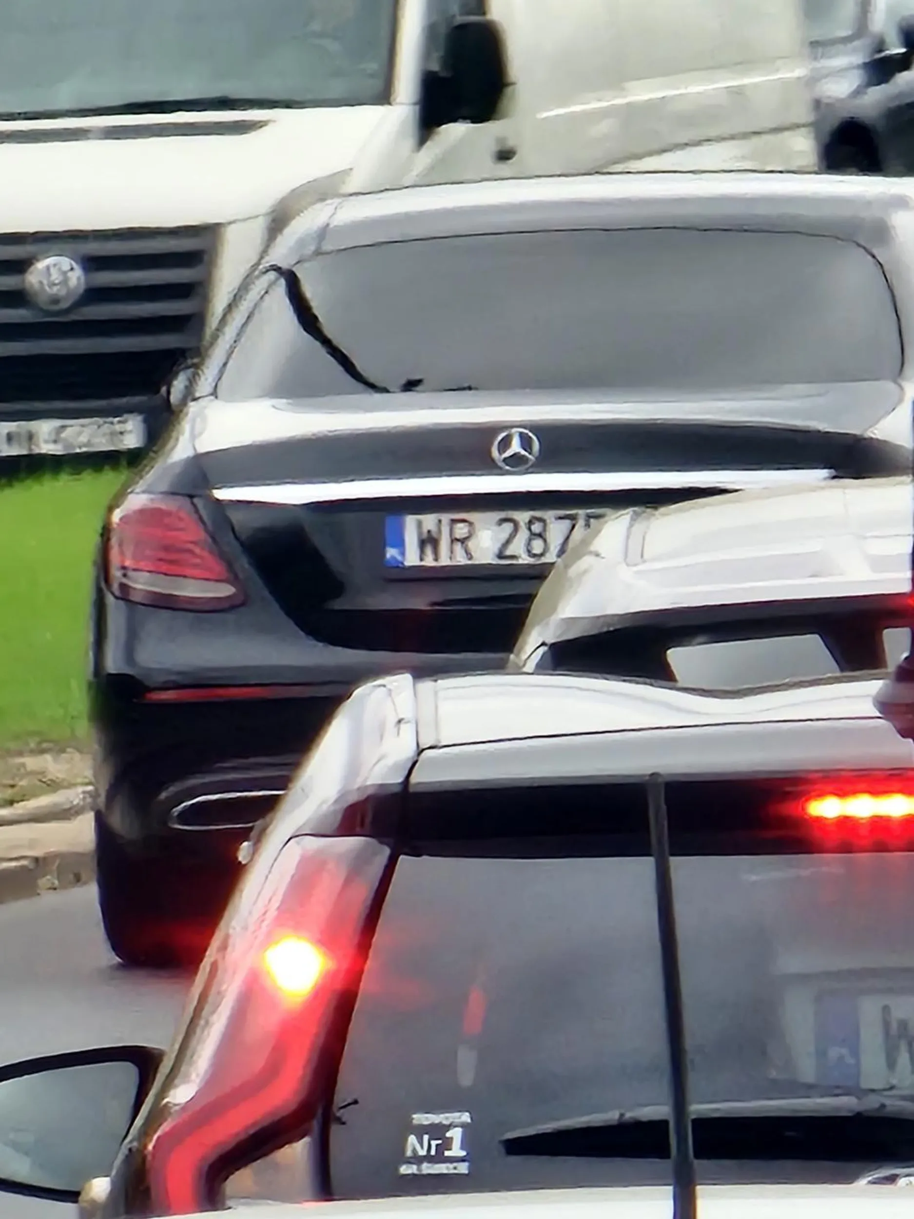 Kozak z małym siusiakiem hahahah  chcial przykozaczyc ale mu niwyszlo  bo stał nieoznakowany radiowóz hahahha