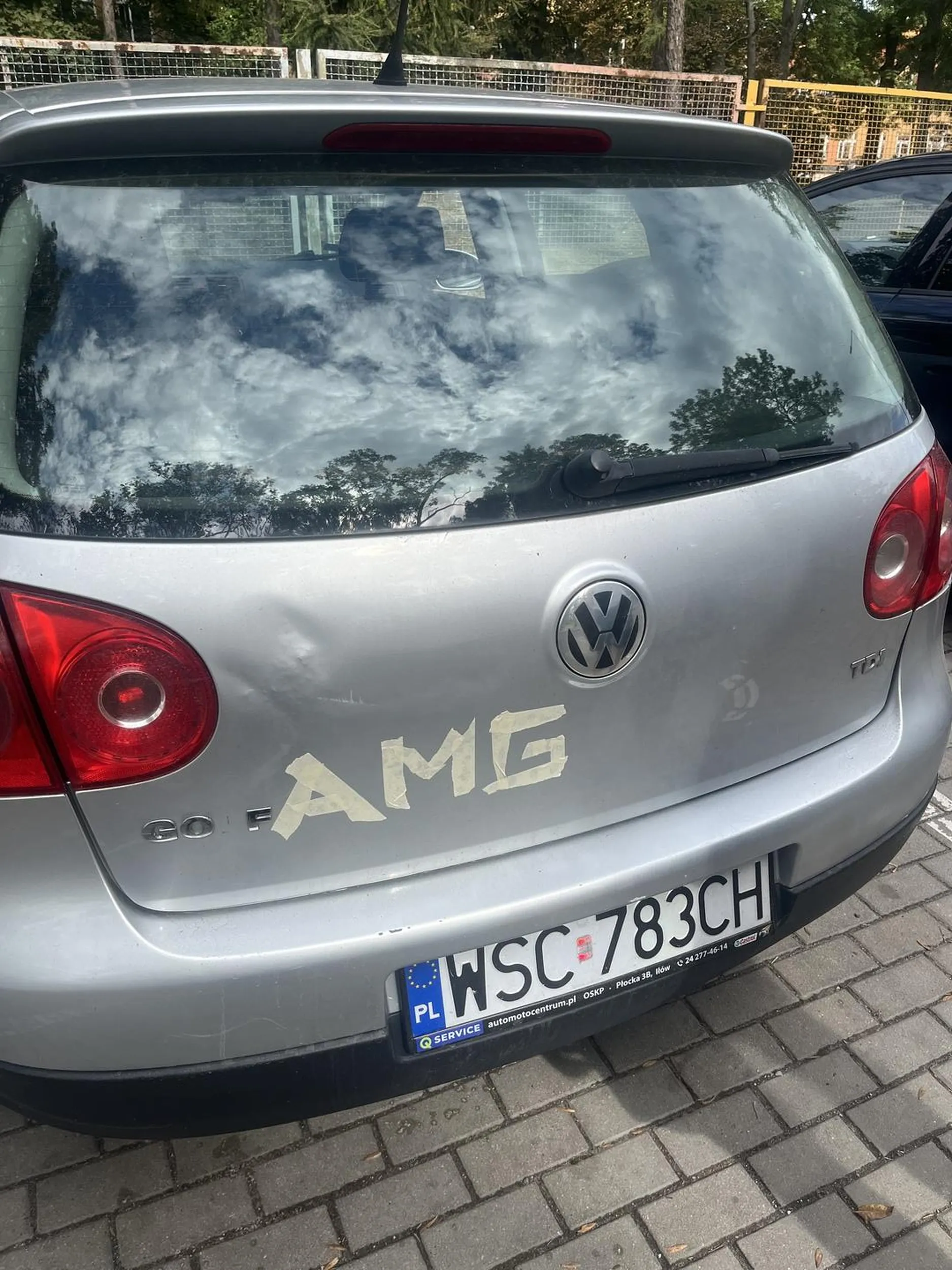 Totalny pojeb weź to na złom oddaj a nie naprawiasz