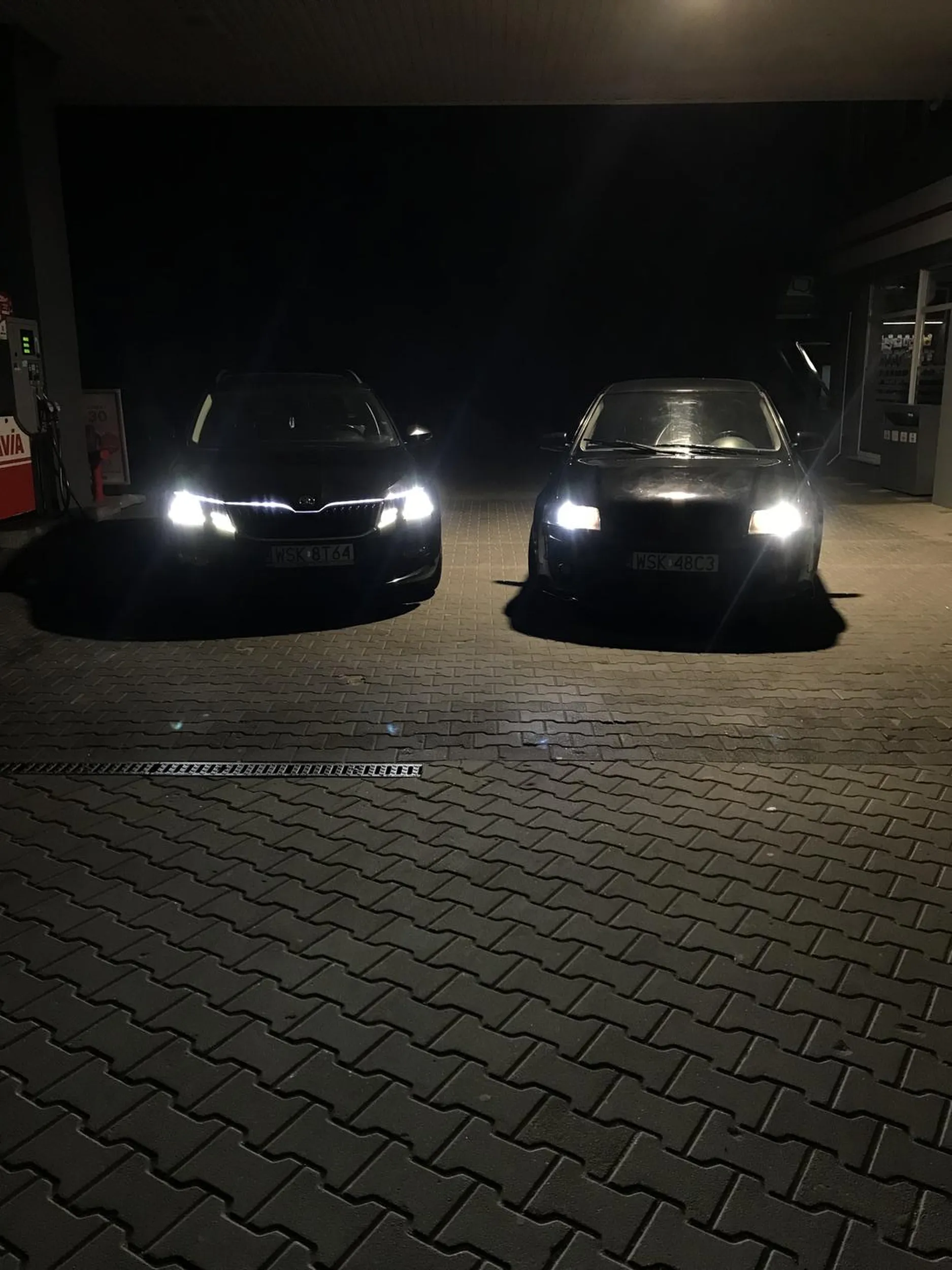 Pozdrawiam pięknego kierowcę strzelającej audi a4 b6