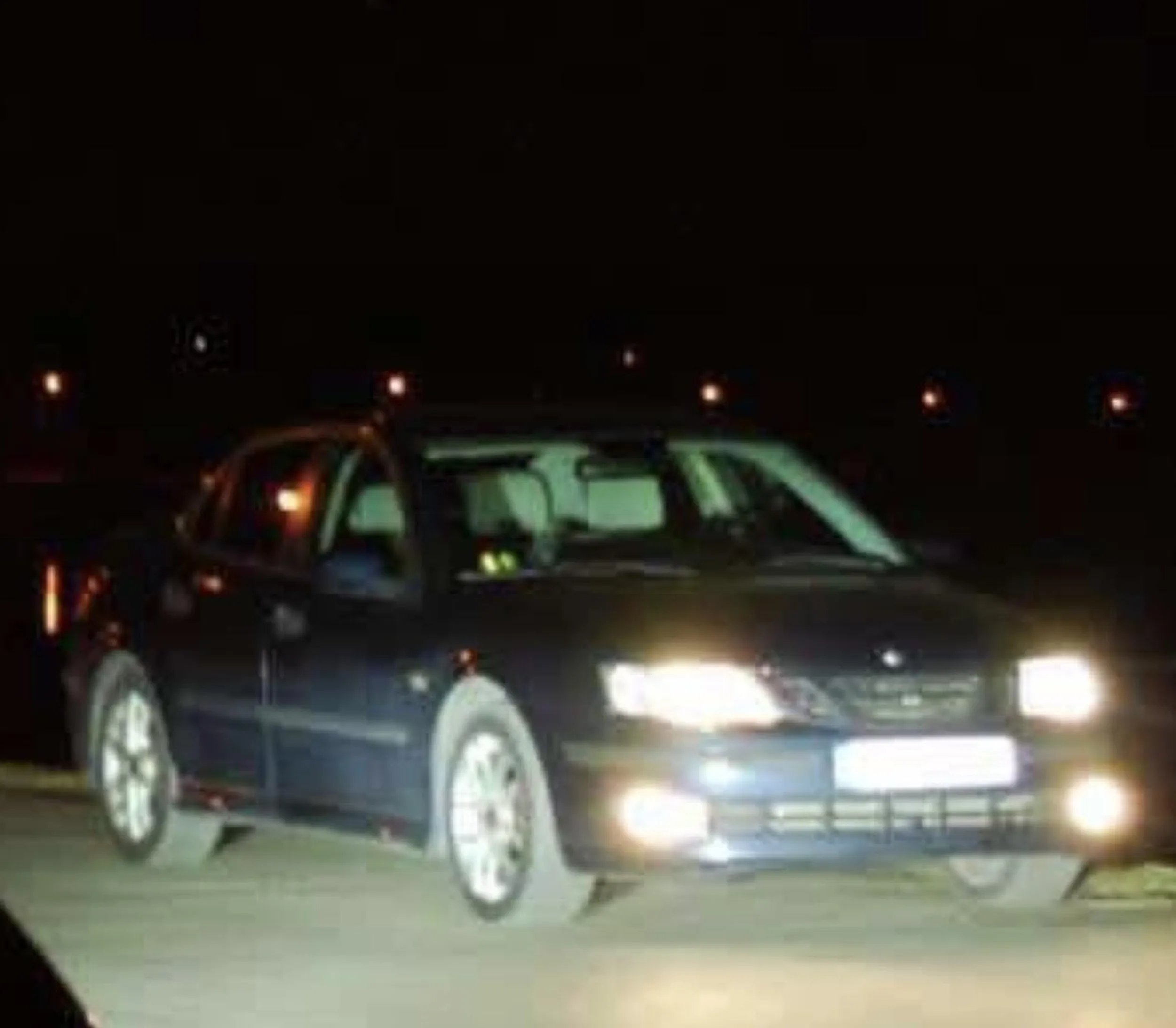 Bardzo miły pan , puszcza innych na drodze pozdrowionka