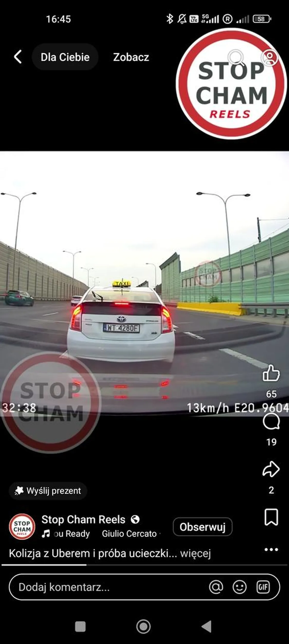 Warszafski śmieć wymusza pierwszeństwo mimo że ma osobisty pas do jazdy na wprost . Po czym zahamował w celu wymuszenia odszkodowania. https://www.facebook.com/share/r/1BXY5PfZaJ/