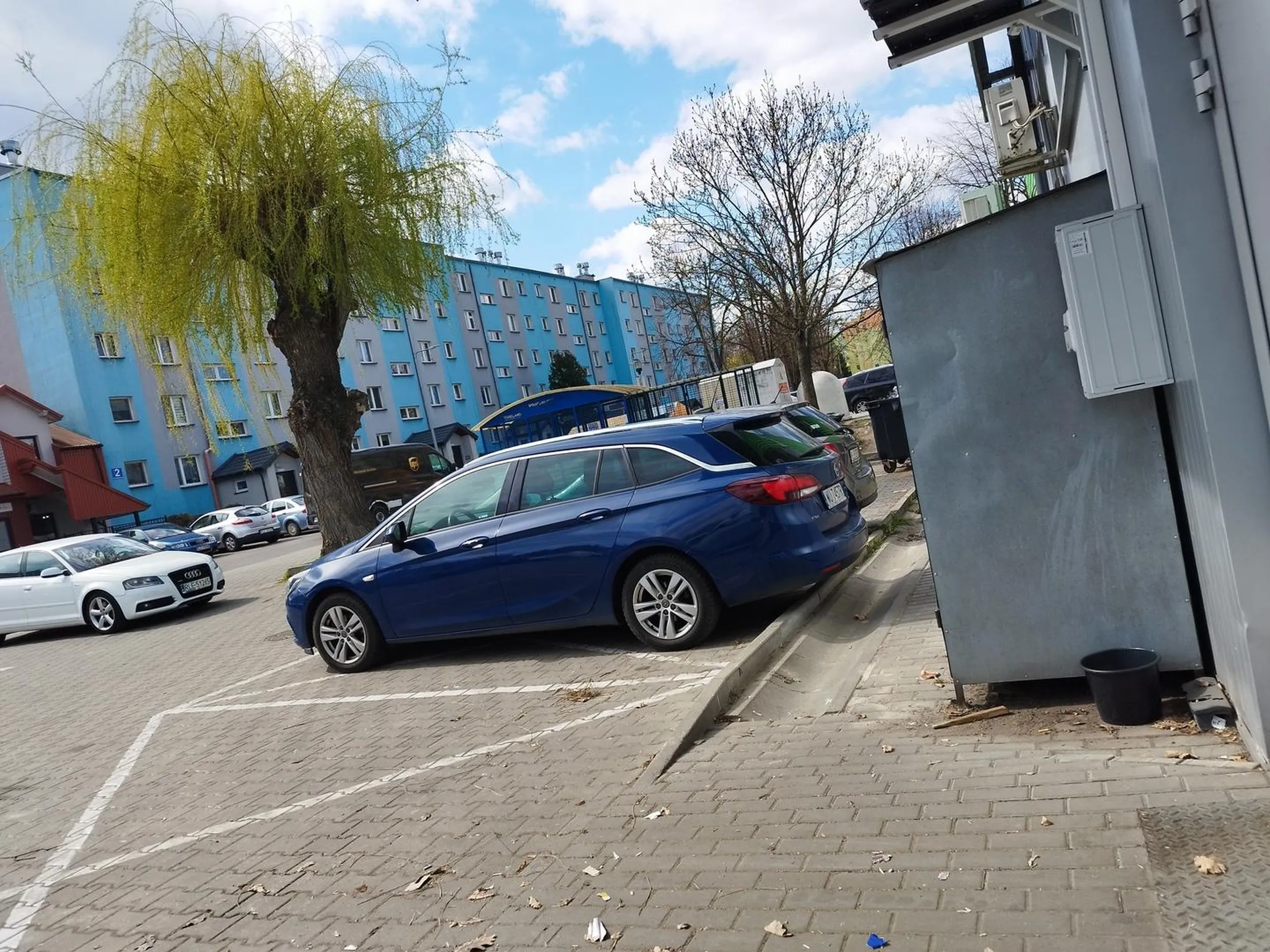 Kierowca ślepy nie widzi koperty