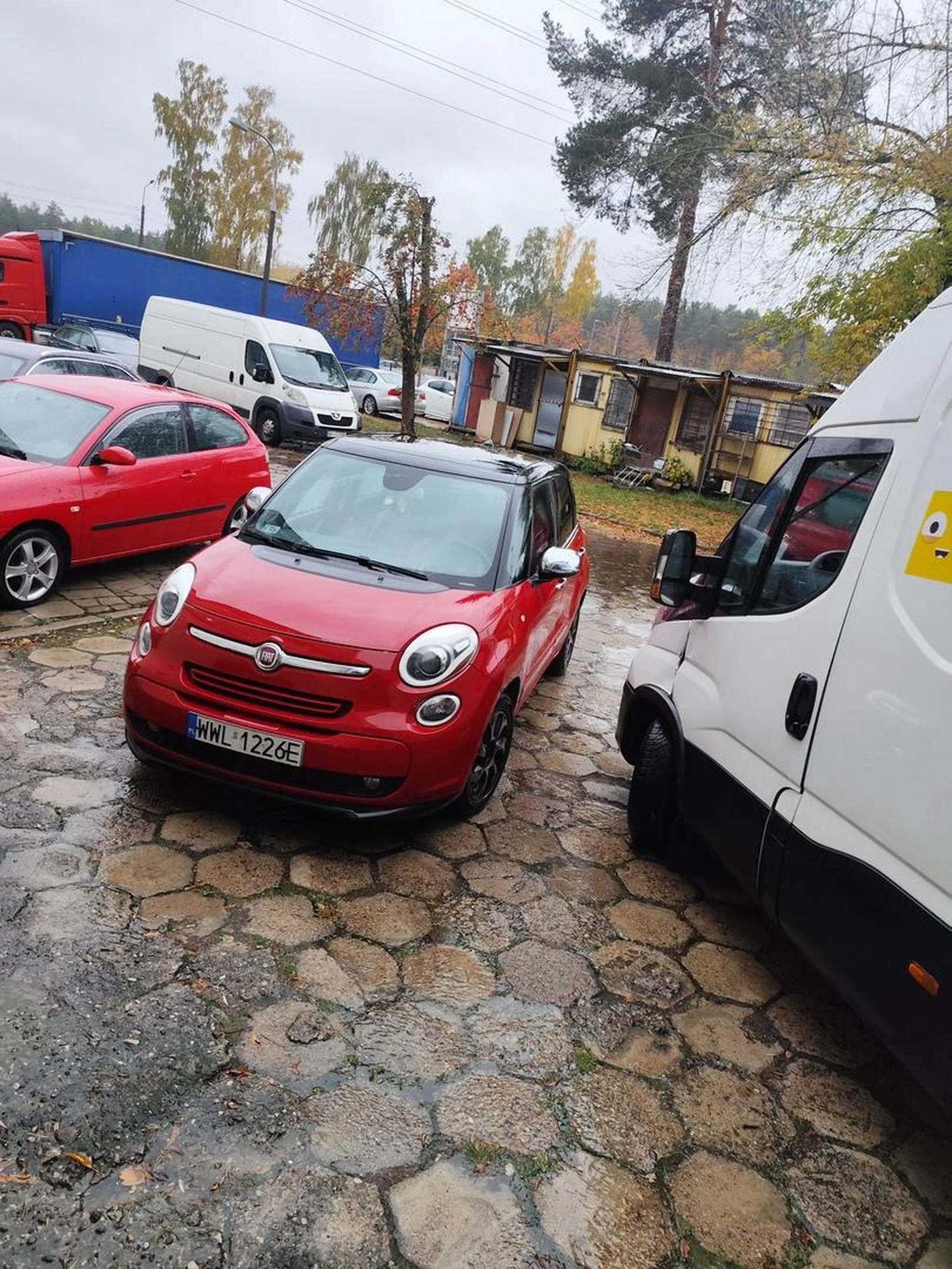 Naucz się parkować a nie stajesz pod rampa z dostawami