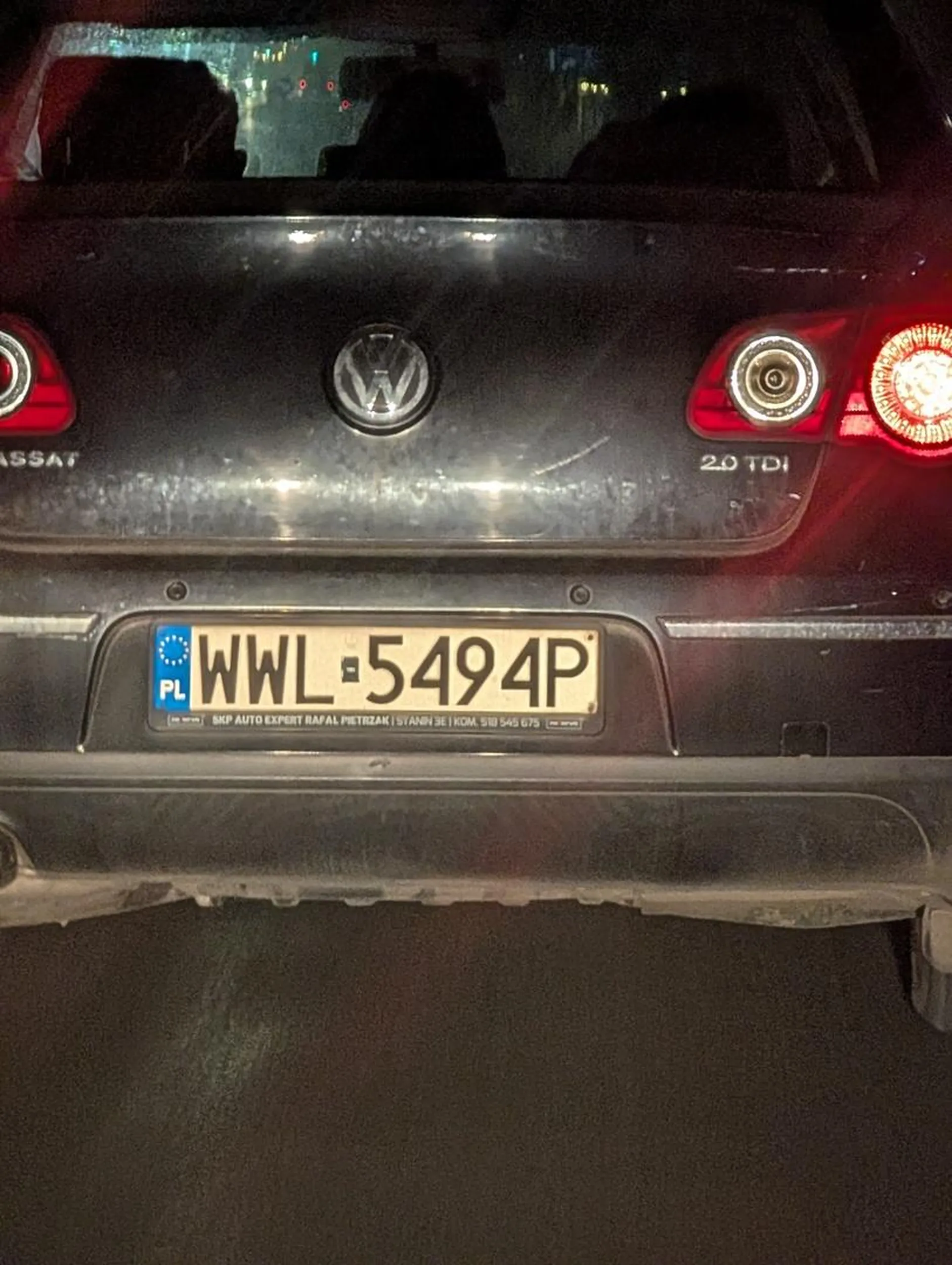 NAUCZ SIE  DZIECIAKU W OKULARKACH JEŹDZIĆ I PRZESTAŃ WYMUSZAĆ PIERWSZEŃSTWA NA SKRZYŻOWANIACH