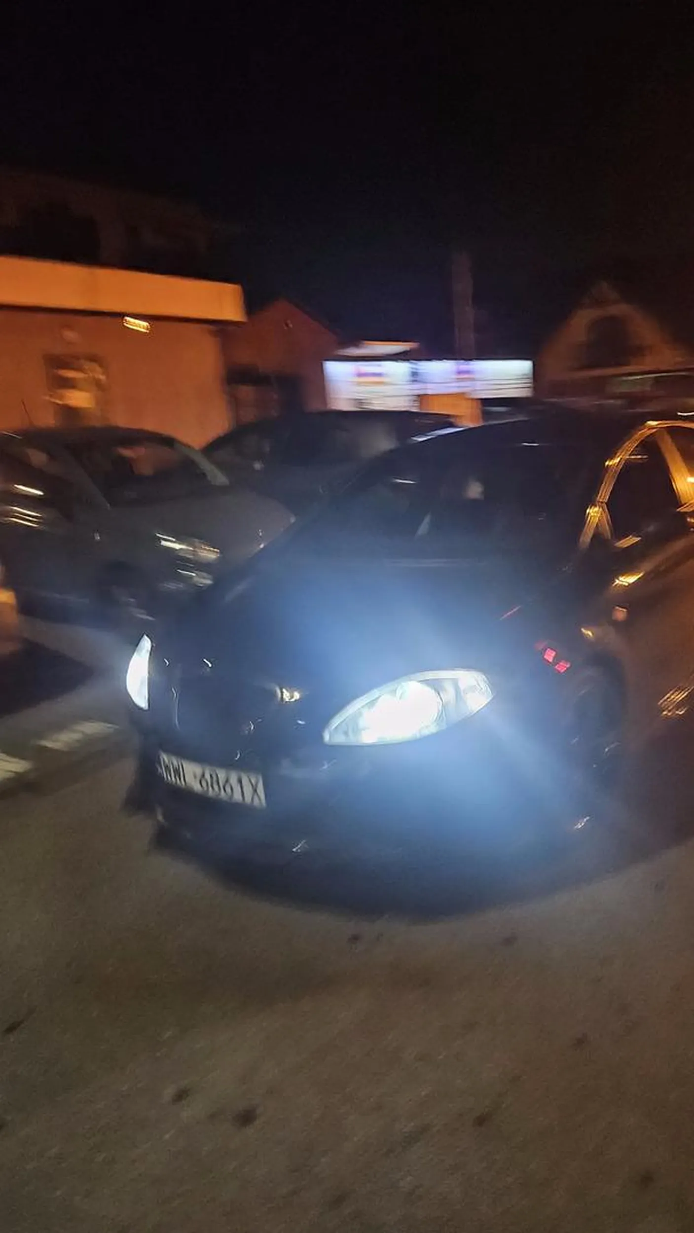 Znaków nie umie czytac i pod prąd jezdzi nie zważając na nic po drodze