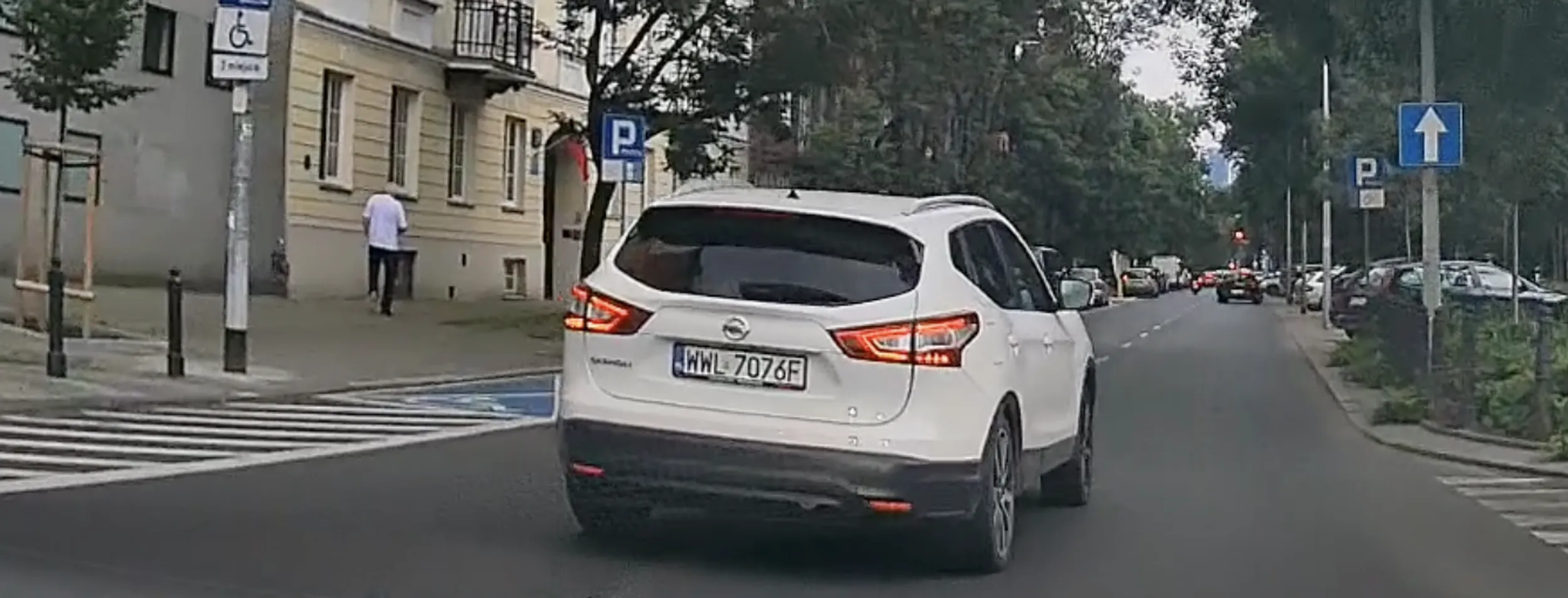 Celowa próba doprowadzenia do kolizji, zajeżdżanie drogi, jazda dwoma pasami na raz. Alergia na klakson.