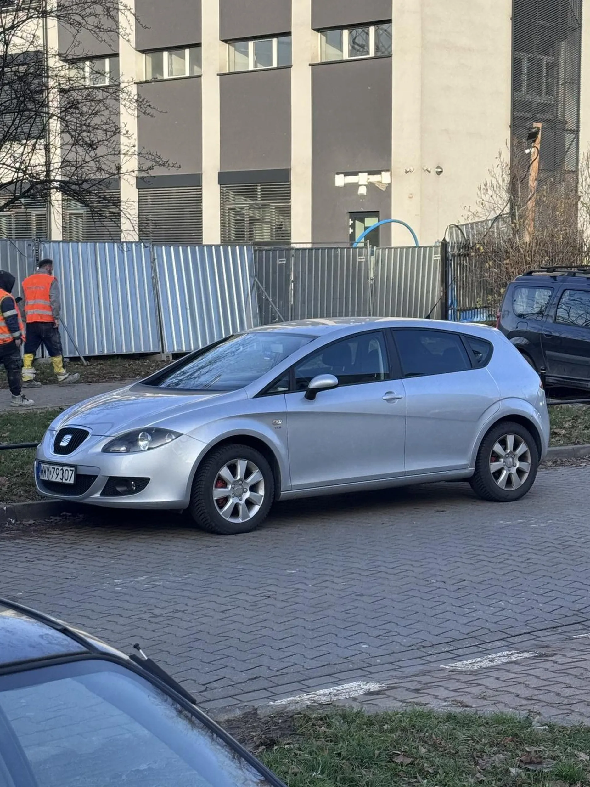 przestan mi na osiedlu parkowac studenciaku