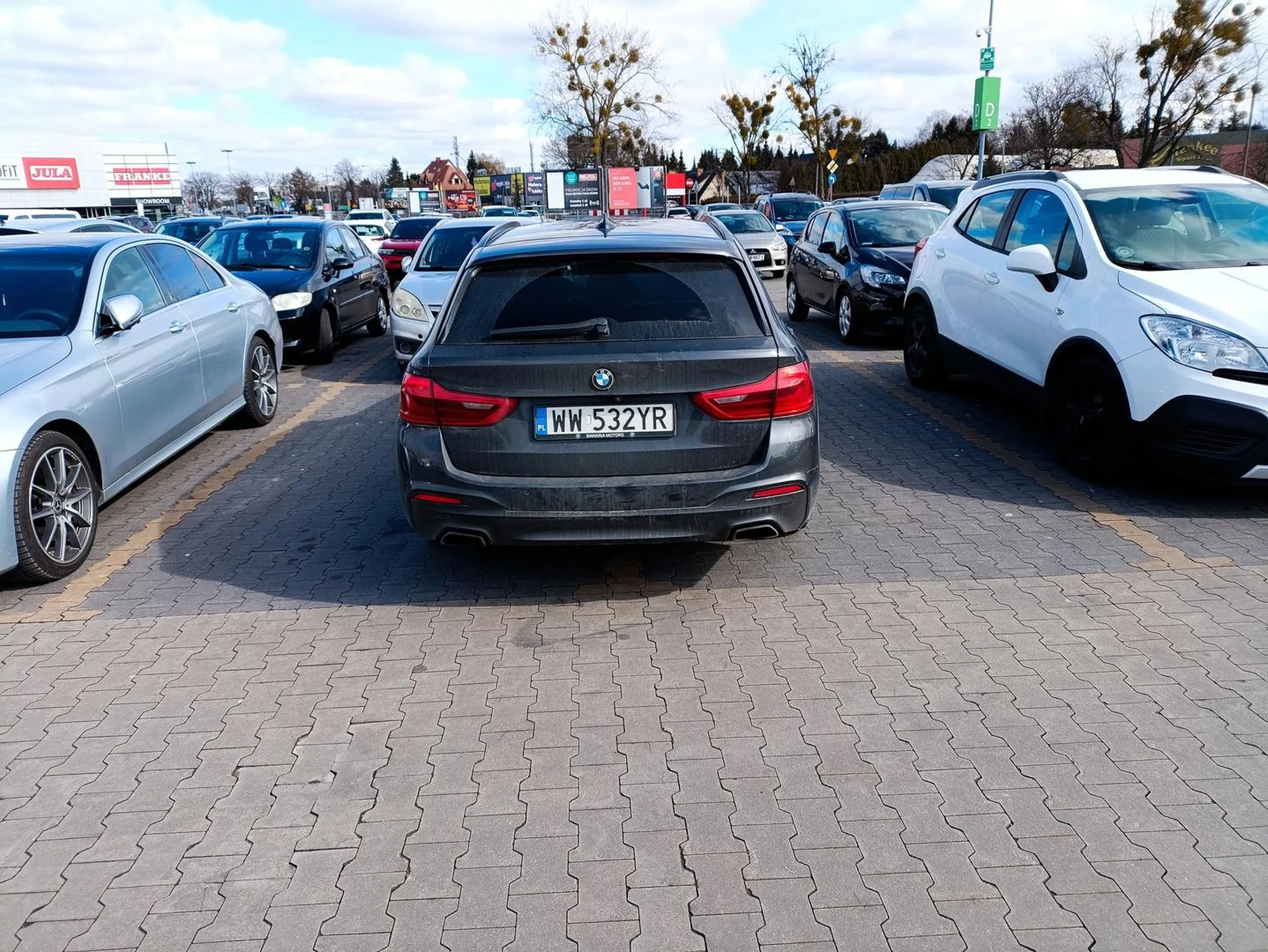 Mistrz parkingu.