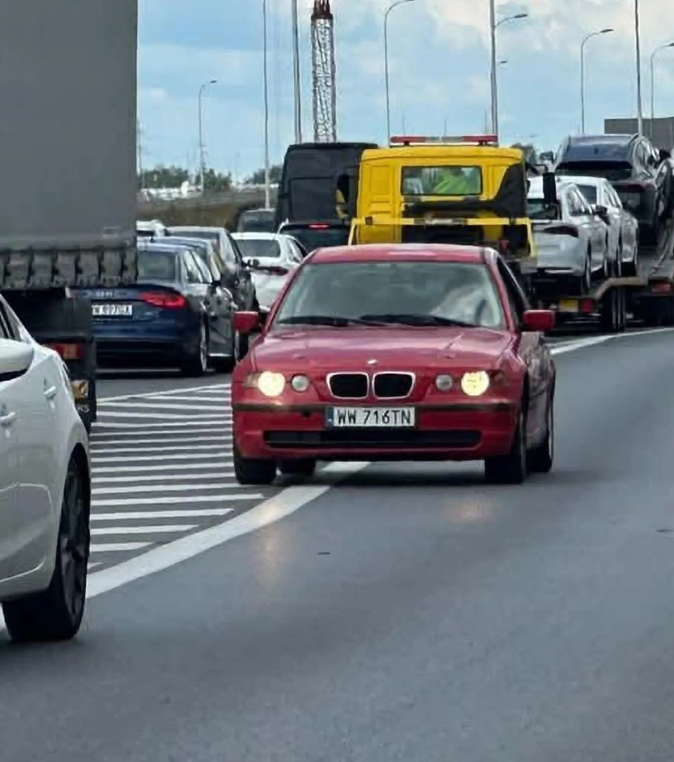 Czy ty jesteś normanormnormaalny? Chyba nie