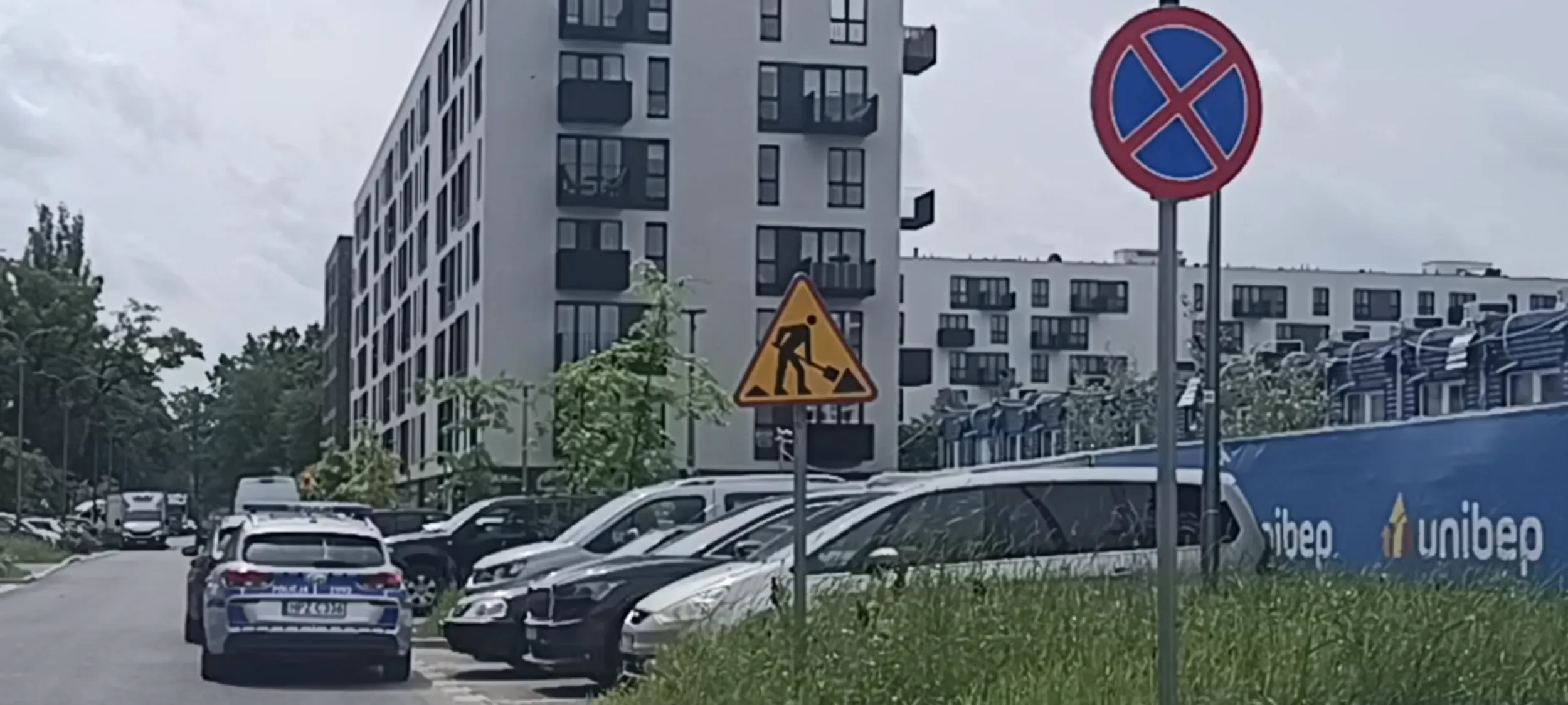 Nielegalne parkowanie na zakazie zatrzymywania się i postoju