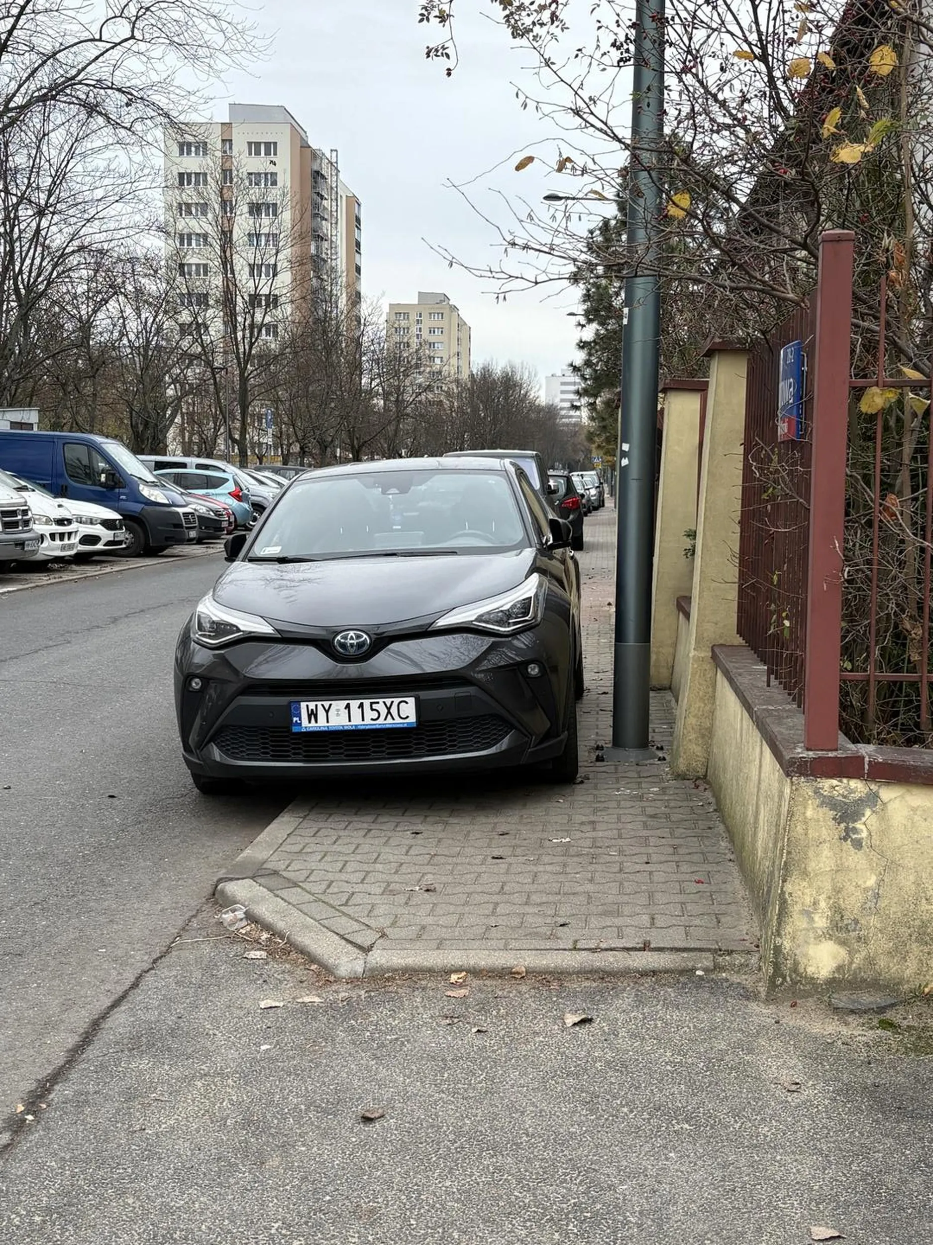 Widać, że odstęp 1,5 metra został zachowany.