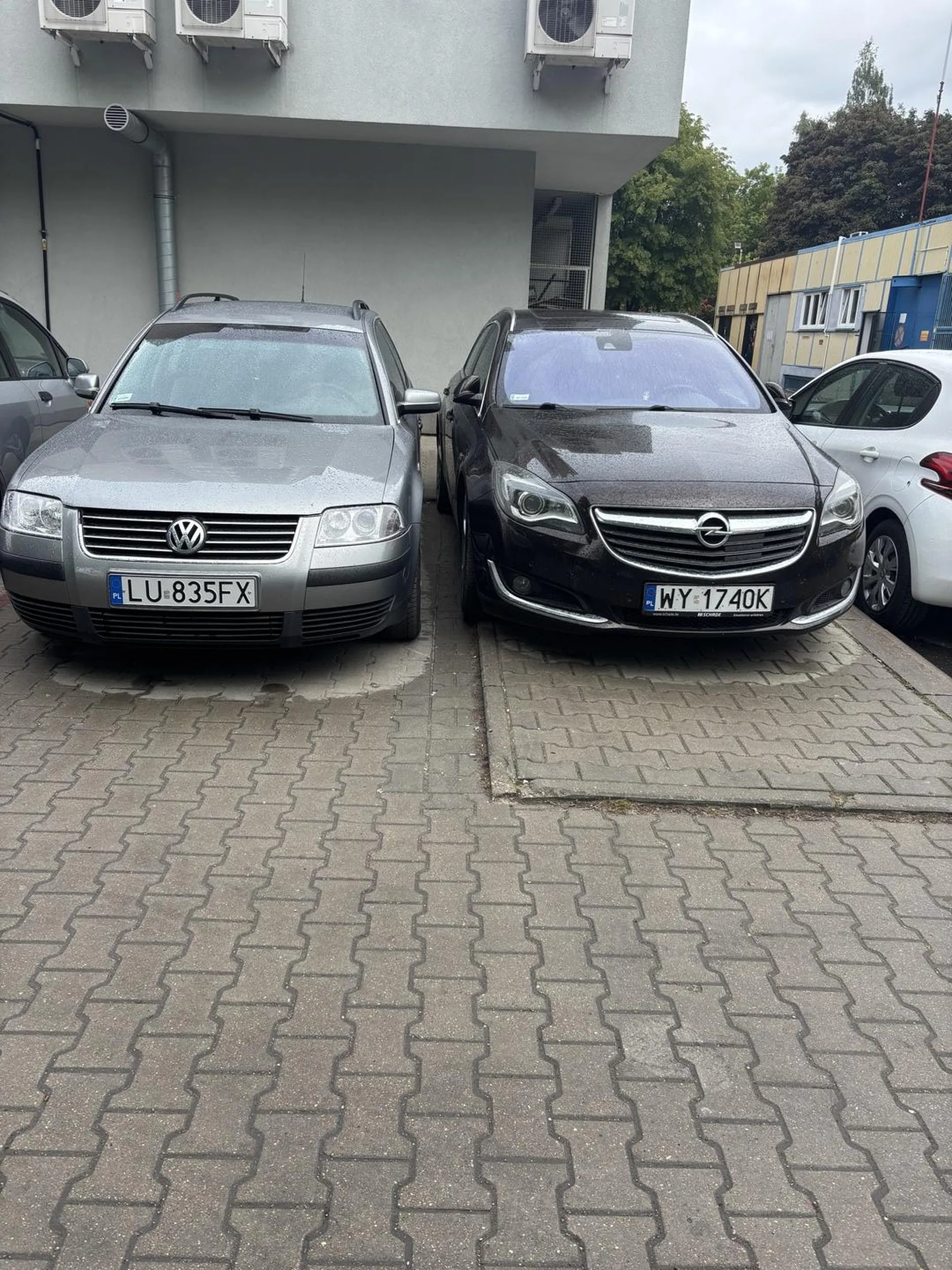 Kierowcę konkretnie pojebało z parkowaniem