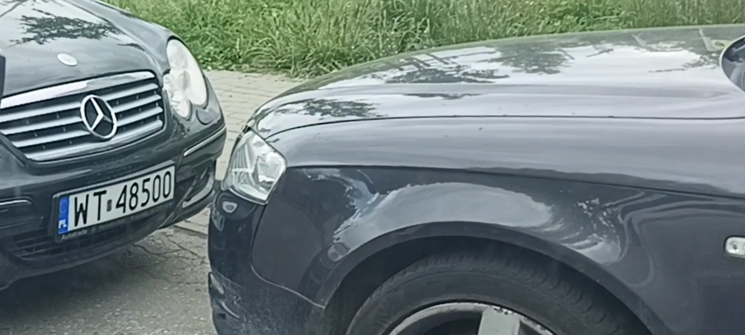 Choojovy kierowca  stanął przed przejściem dla pieszych i zasłonił całkowicie widoczność