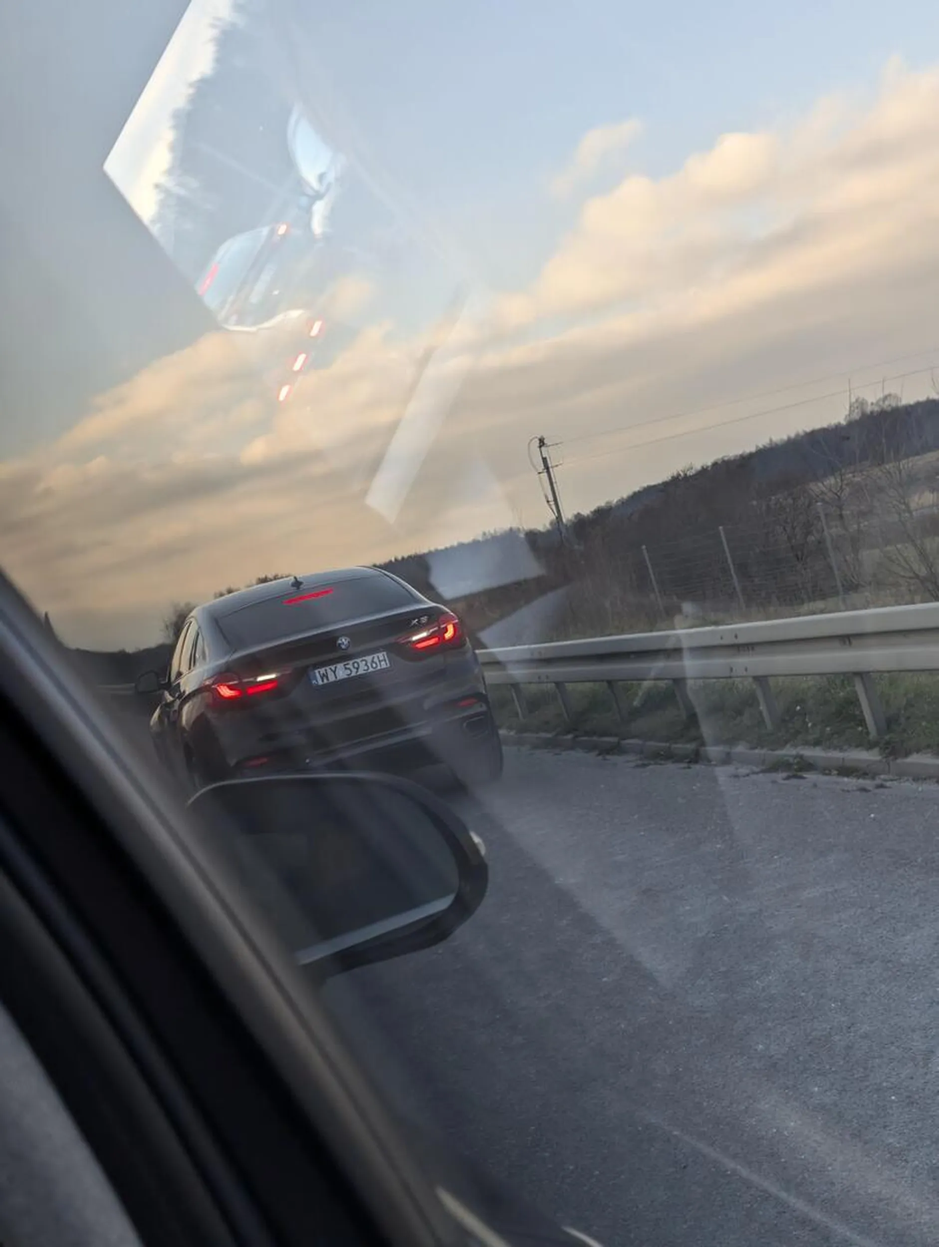 Świetny agencik, pas awaryjny wykorzystywany zgodnie z przeznaczeniem