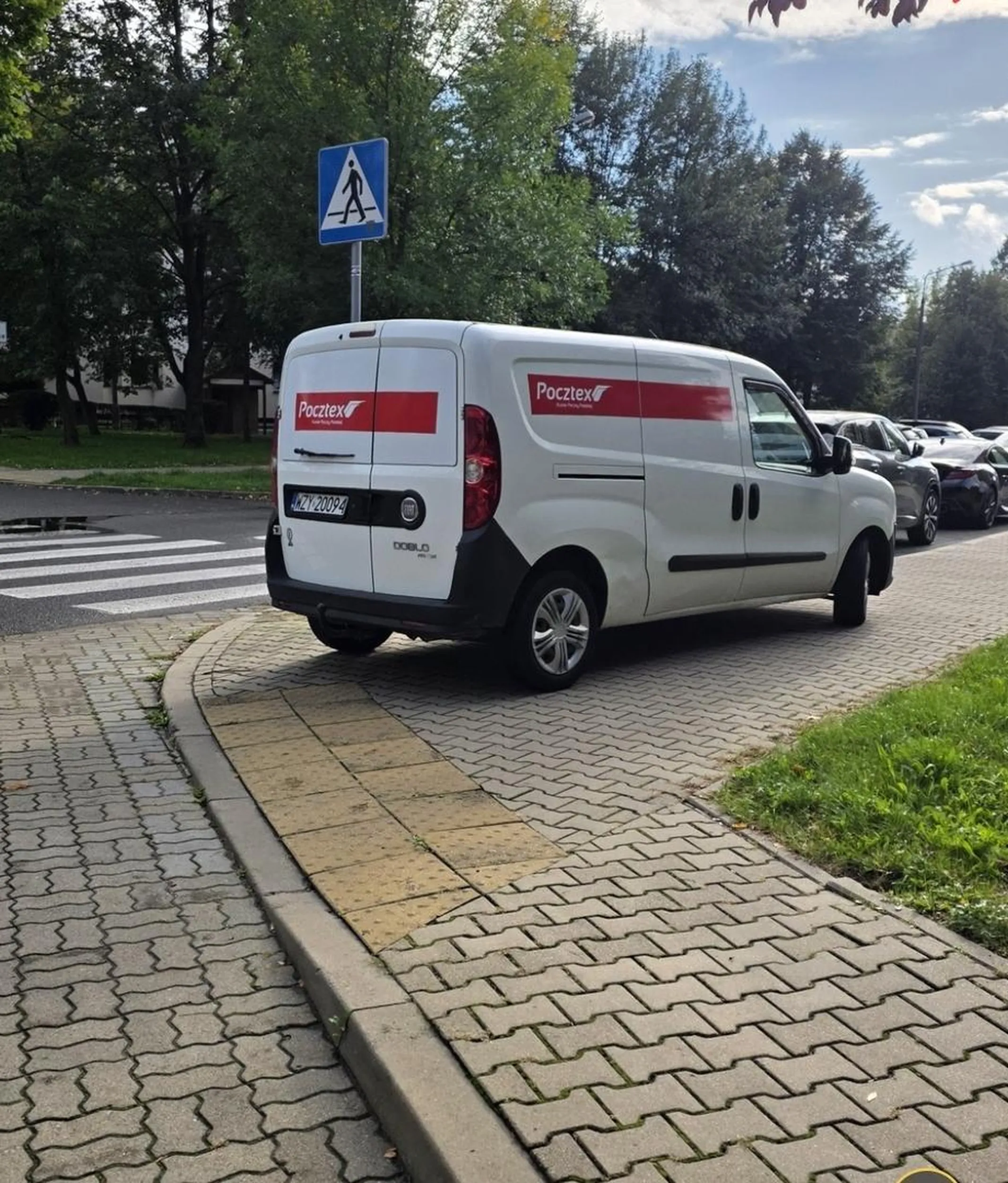 Wiadomo. Bo jak musisz dostarczyc przesyłki to przepisy prawa nie obowiązują.